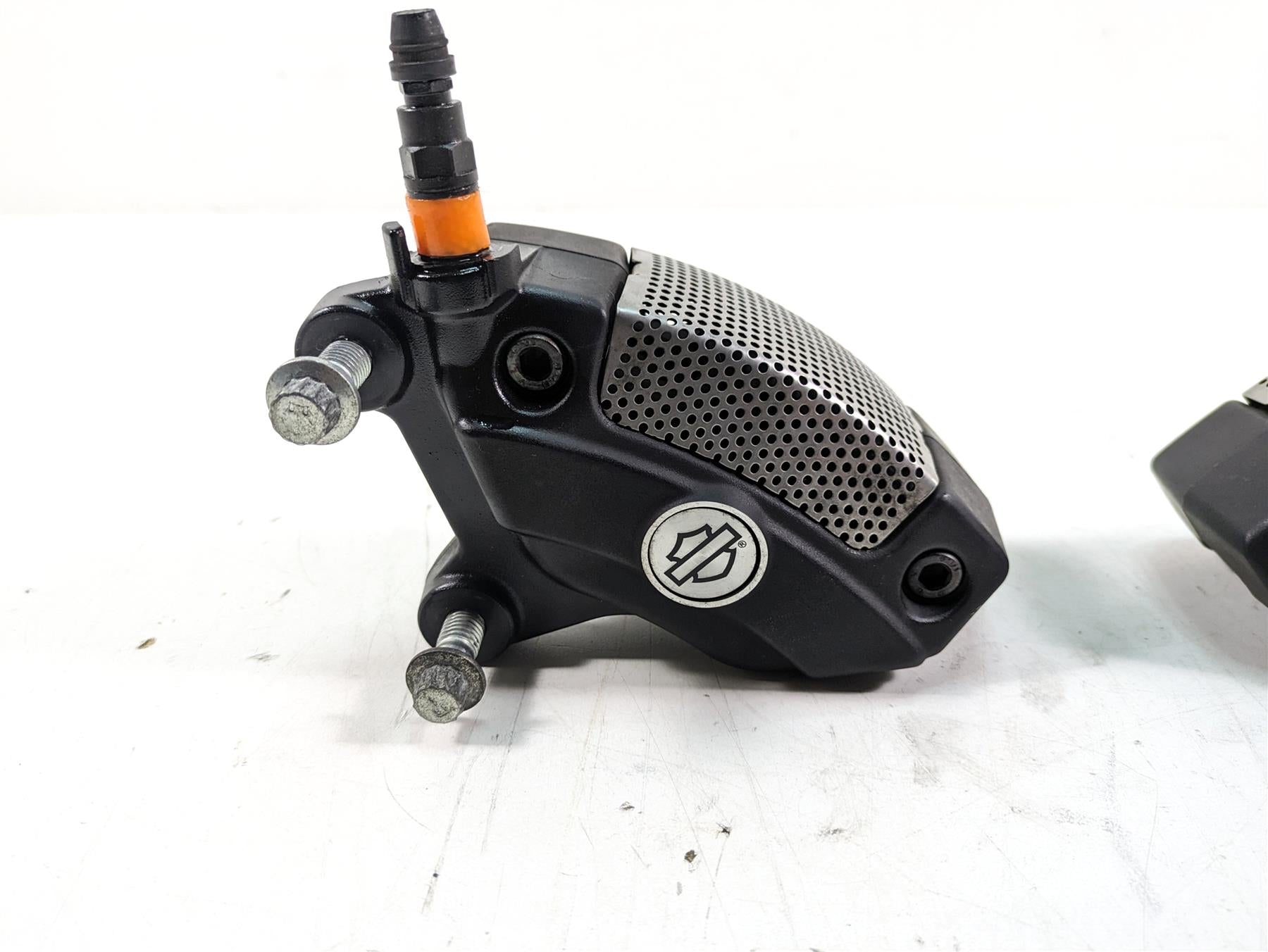 2014 Harley Touring FLHTK Electra Glide Brembo Front Brake Caliper Set 43027-08 {{ shop.shopifyCountryName }} - Mototech271