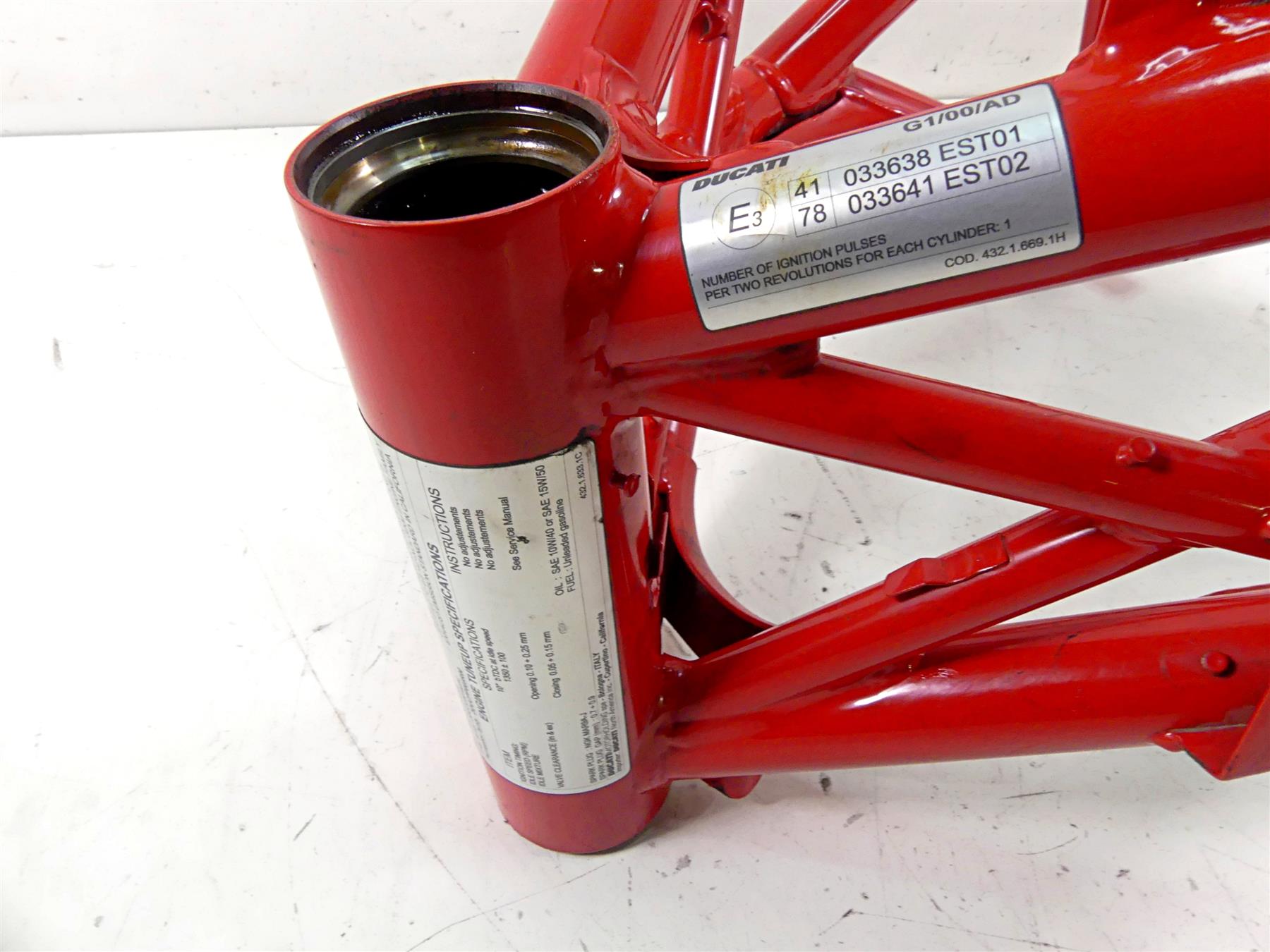 2013 Ducati Diavel Red Straight Main Frame Chassis With California Salvage Title 470P2012AA {{ shop.shopifyCountryName }} - Mototech271