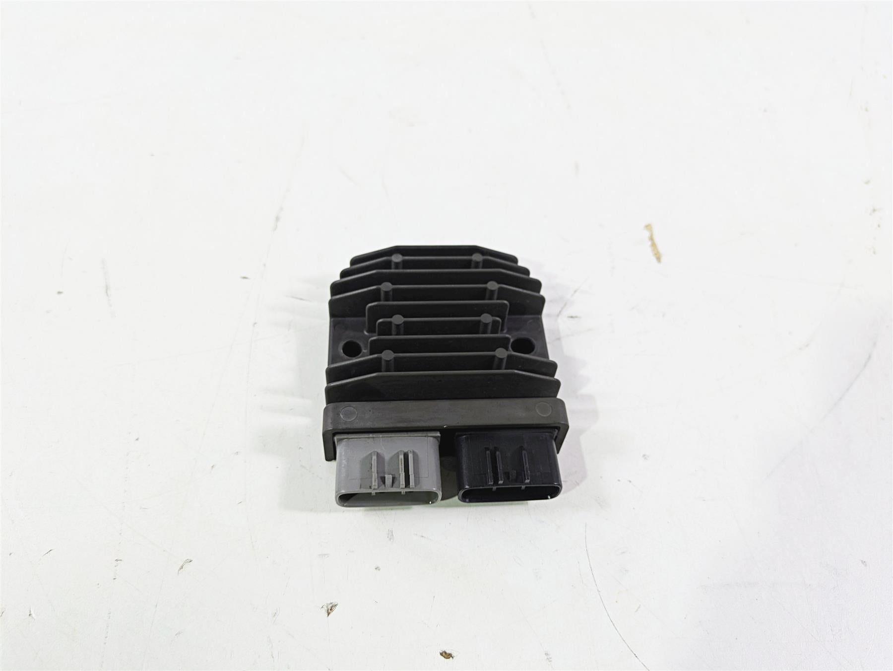 2016 BMW S1000RR K46 Rectifier Voltage Regulator FH020CA 12317718422 {{ shop.shopifyCountryName }} - Mototech271