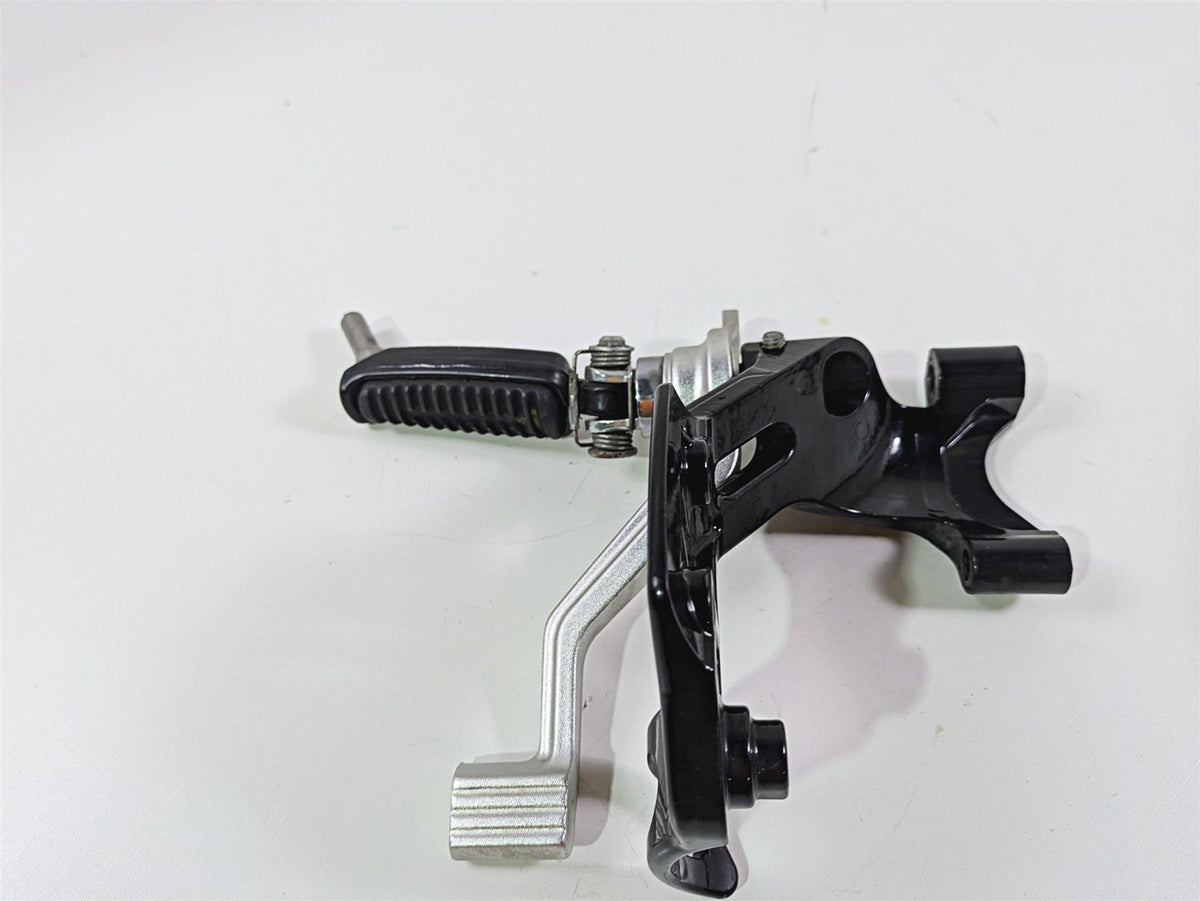 2009 Harley XR1200 Sportster Right Footpeg & Brake Pedal Set 51045-08 {{ shop.shopifyCountryName }} - Mototech271