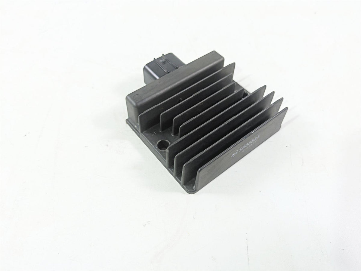 2020 Kawasaki ZX6R ZX636 Ninja Rectifier Voltage Regulator 21066-0756 SH868AA {{ shop.shopifyCountryName }} - Mototech271
