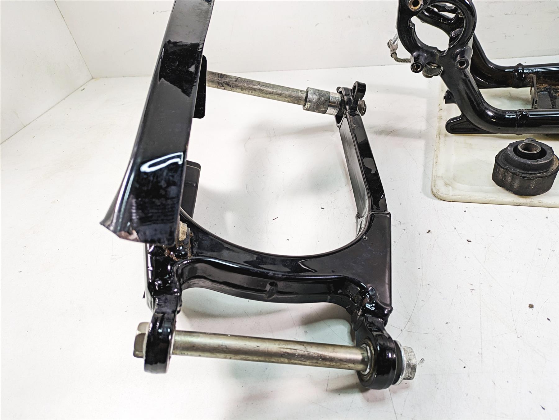 2019 Harley XL883N Sportster Iron Straight Main Frame Chassis Swingarm With Clean Texas Title 47000031 {{ shop.shopifyCountryName }} - Mototech271