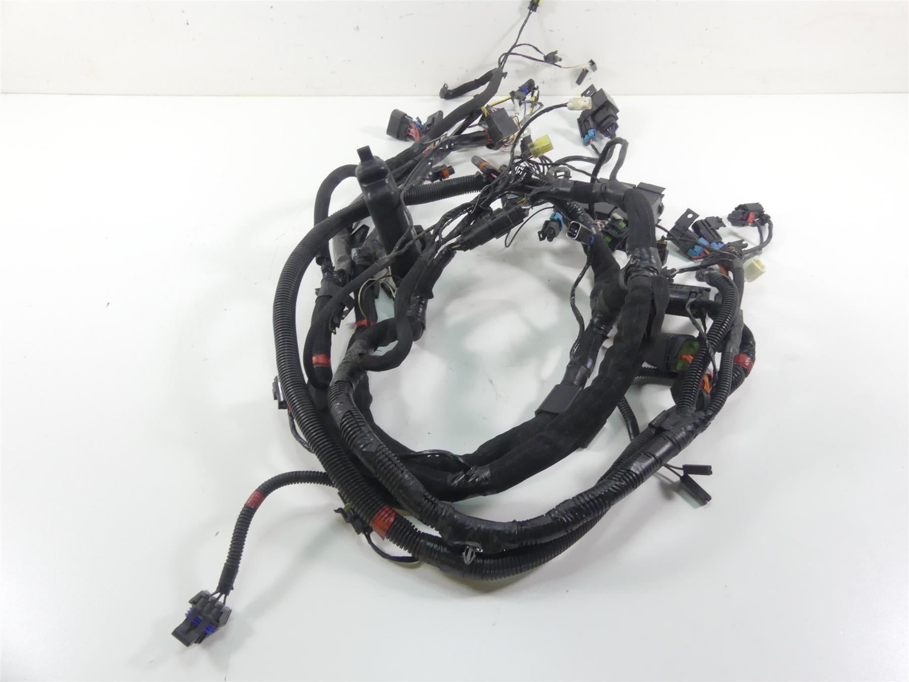 2015 Victory Cross Country Tour Abs Main & Engine Wiring Harness Loom 2413025 {{ shop.shopifyCountryName }} - Mototech271
