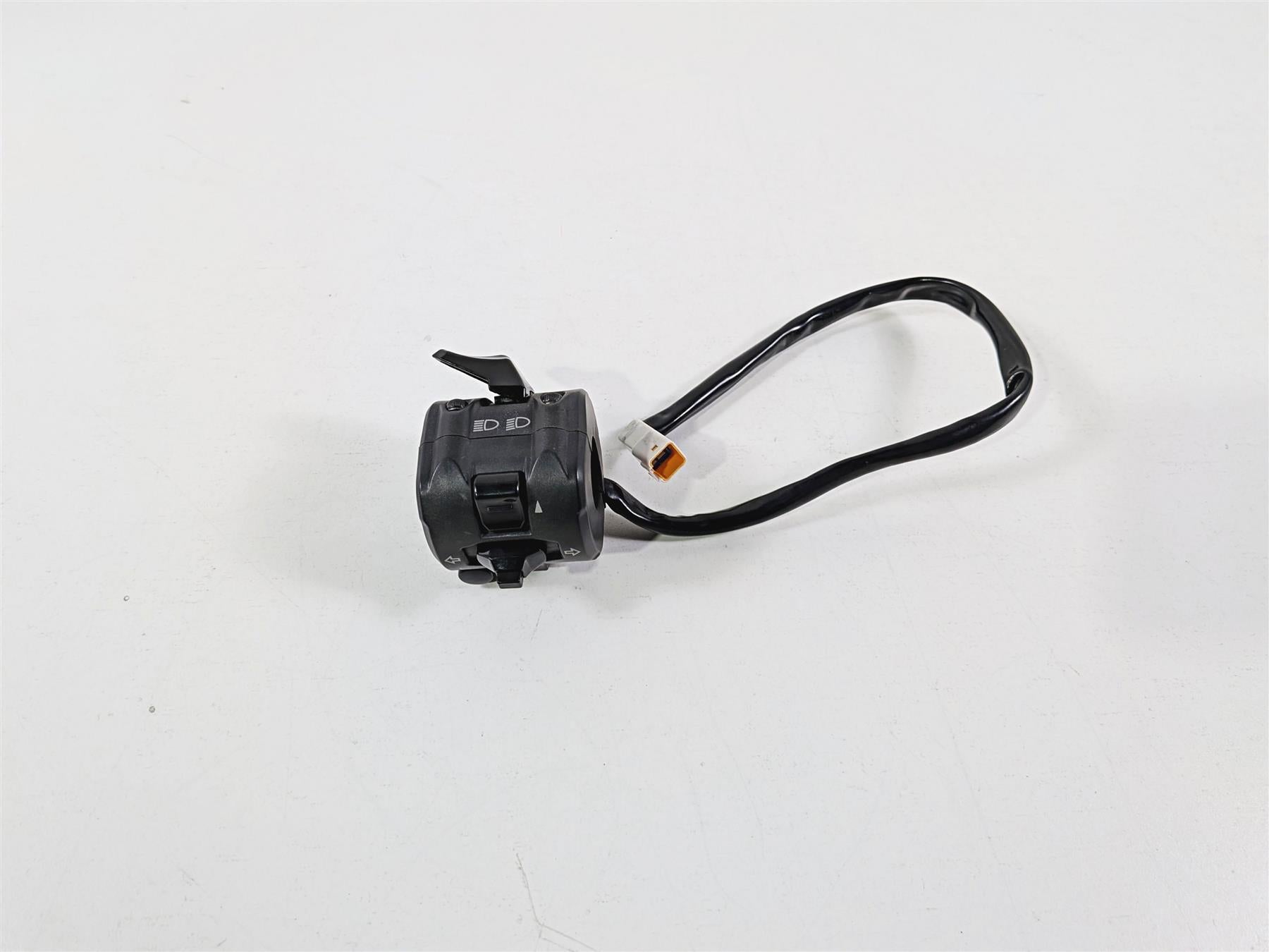 2011 Ducati Streetfighter 1098 S Left Hand Light Control Switch 65110112C {{ shop.shopifyCountryName }} - Mototech271