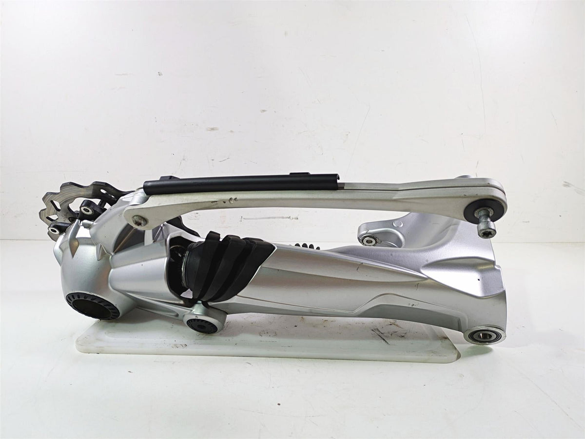 2009 BMW R1200RT K26 Swingarm Differential Drive Shaft 34/13 33117726895 {{ shop.shopifyCountryName }} - Mototech271