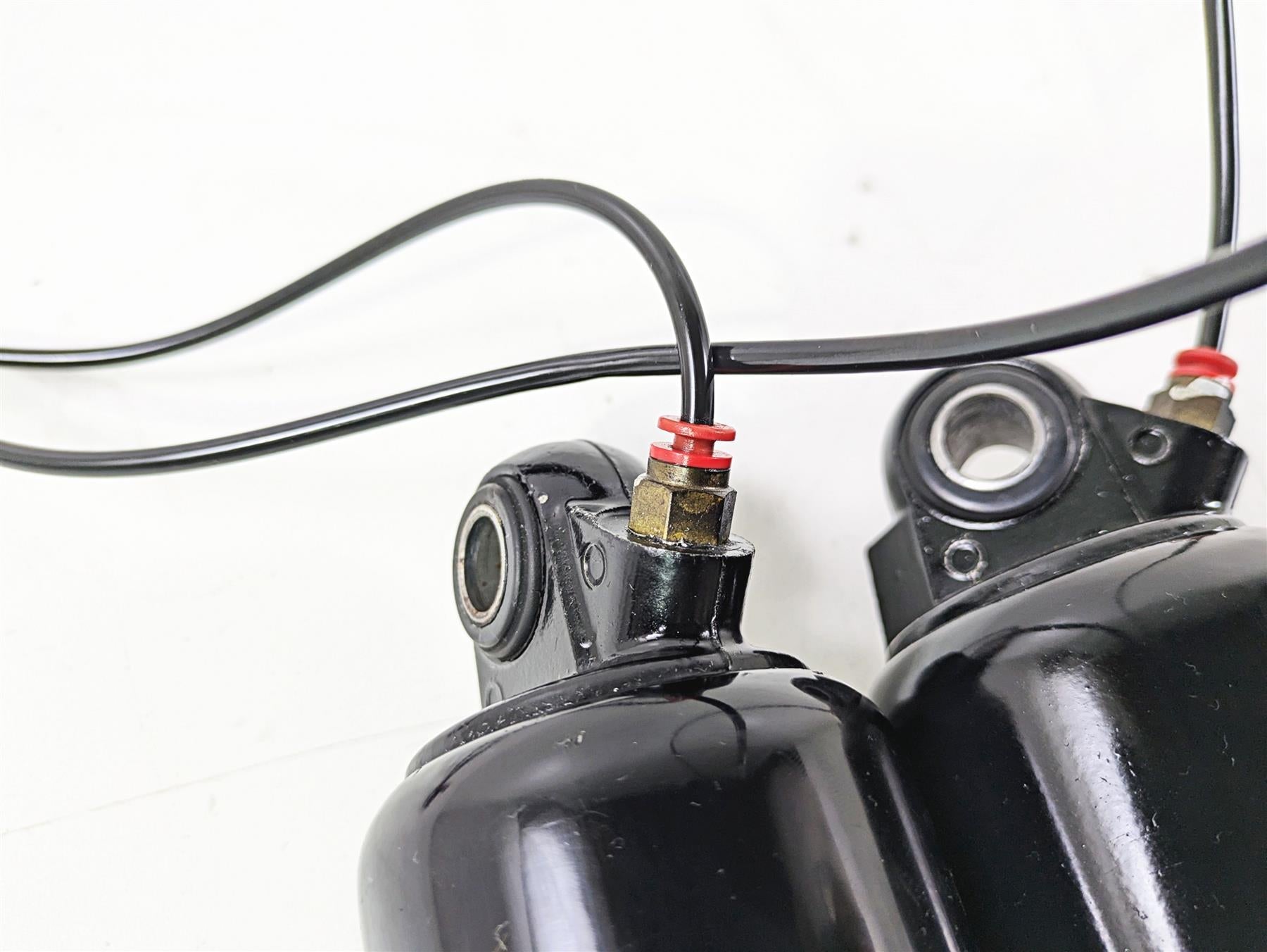2008 Harley Touring FLHTP Electra Glide Rear Shock Damper Set 13" 54565-97C {{ shop.shopifyCountryName }} - Mototech271