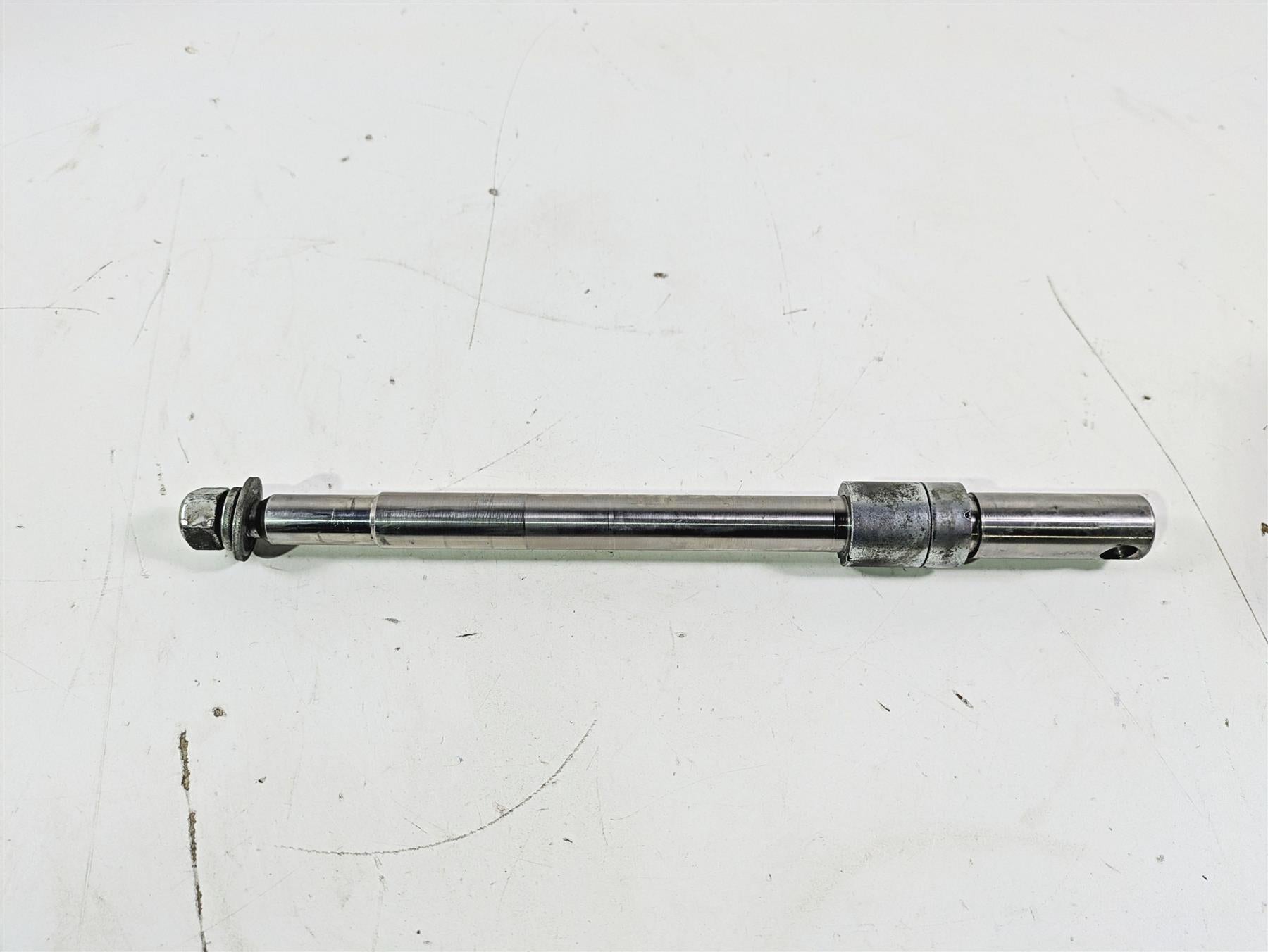 2004 Harley Softail FLSTF Fat Boy Front Axle Wheel Spindle 3/4 41584-86A {{ shop.shopifyCountryName }} - Mototech271