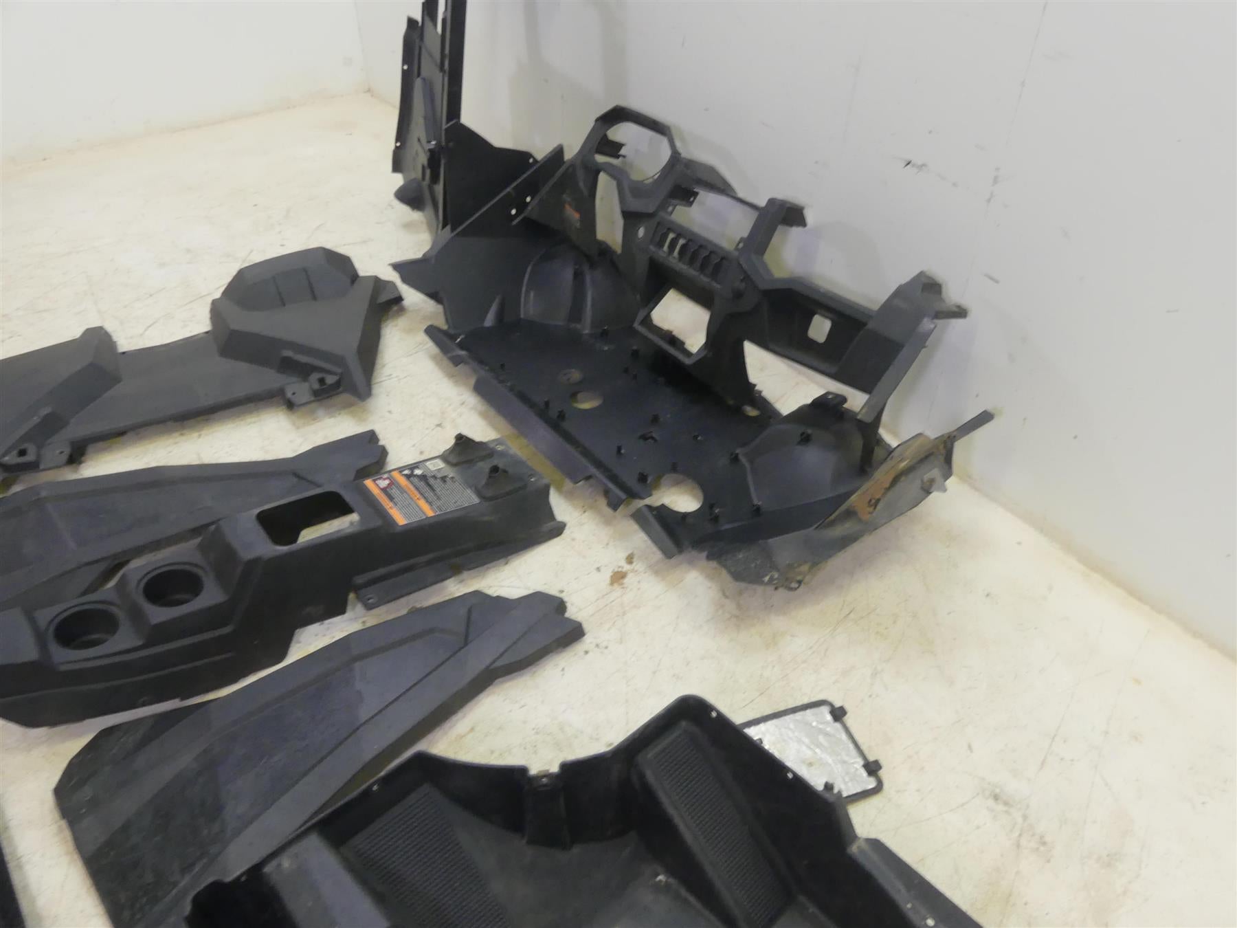 2021 Polaris RZR XP 1000 EPS Interior Plastics Fuel Tank Set 5439834 {{ shop.shopifyCountryName }} - Mototech271