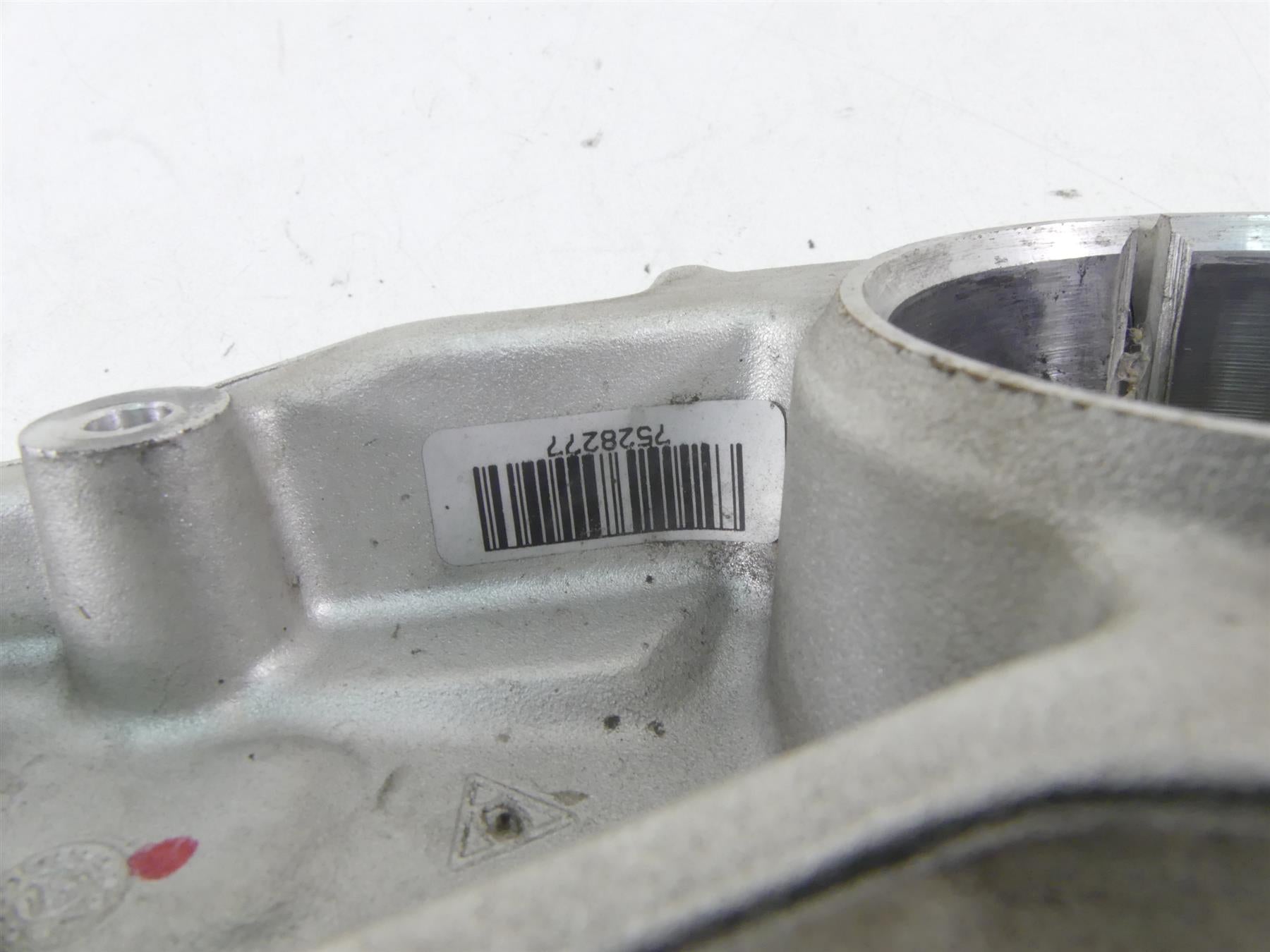 2016 BMW R1200GS K50 Lower Triple Tree Steering Yoke - Read 31429443337 {{ shop.shopifyCountryName }} - Mototech271
