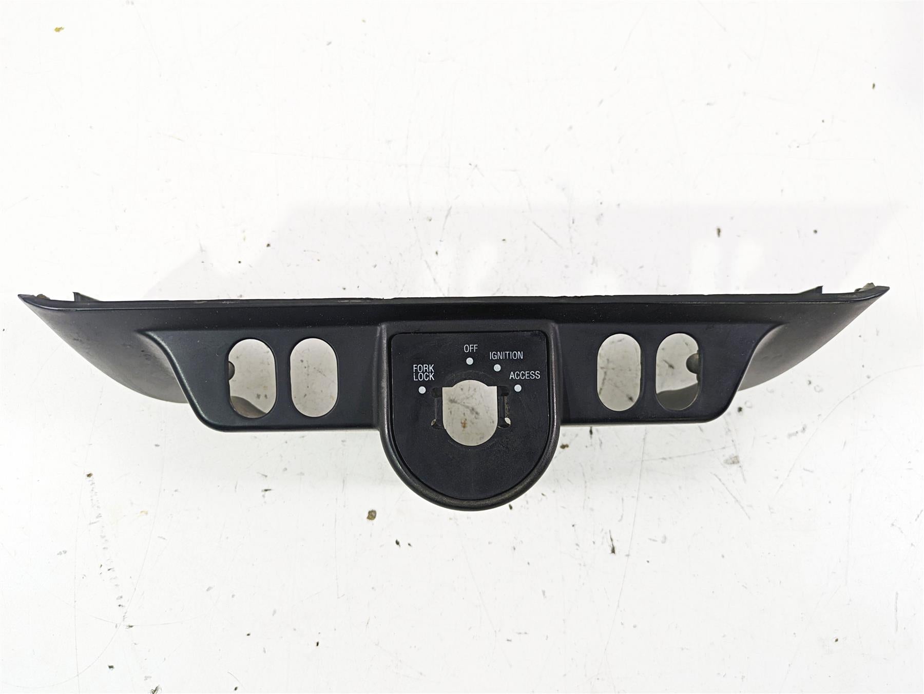 2003 Harley Touring FLHTCUI 100TH E-Glide Ignition Switch Fairing Cover 58510-96 {{ shop.shopifyCountryName }} - Mototech271