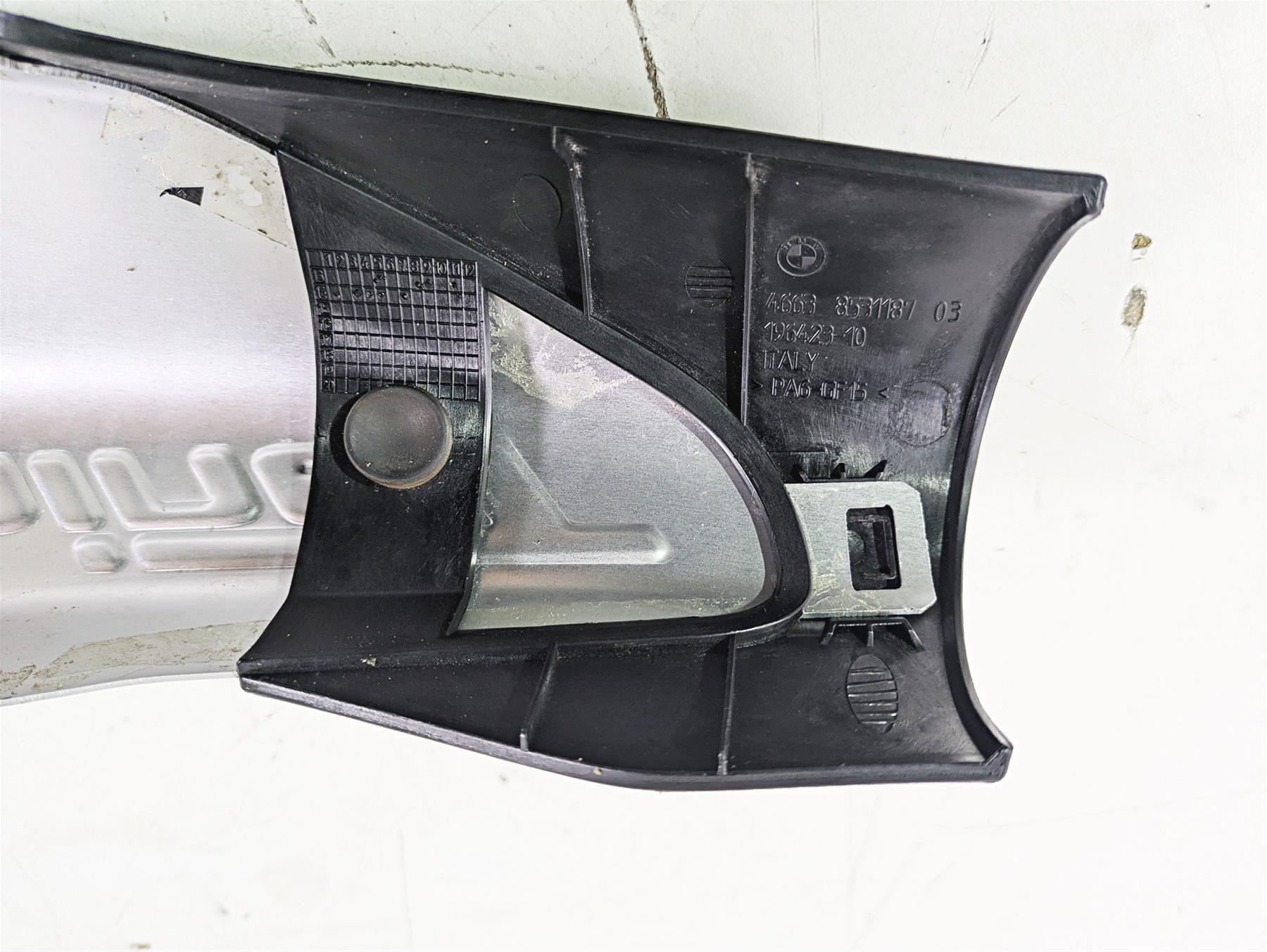2015 BMW R nineT K21 Air Inlet Snorkel Tube Cover 46638546494 46638531187 {{ shop.shopifyCountryName }} - Mototech271
