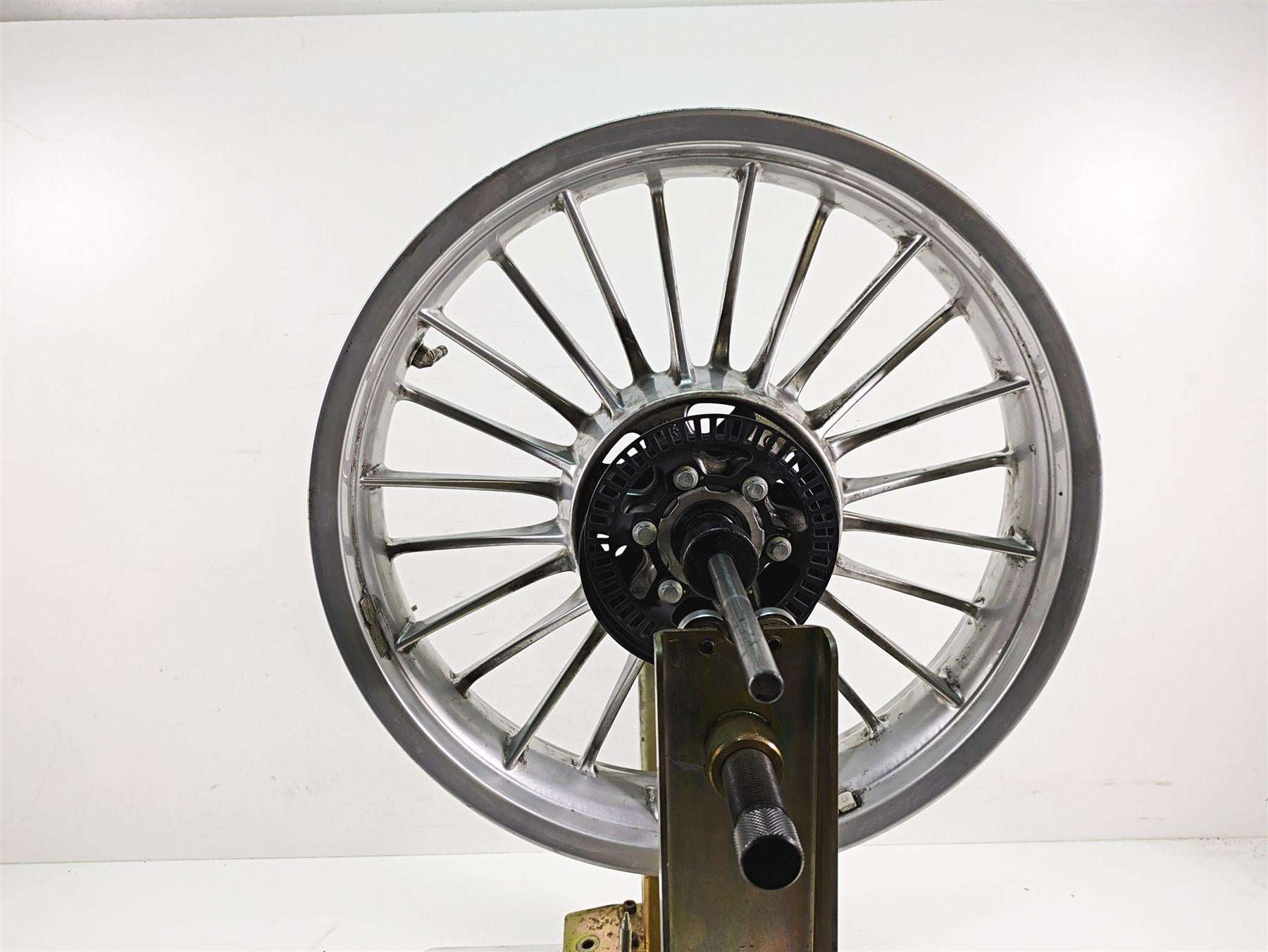 2014 Moto Guzzi California 1400 T 18x3.5 Front Wheel Rim 887362 {{ shop.shopifyCountryName }} - Mototech271