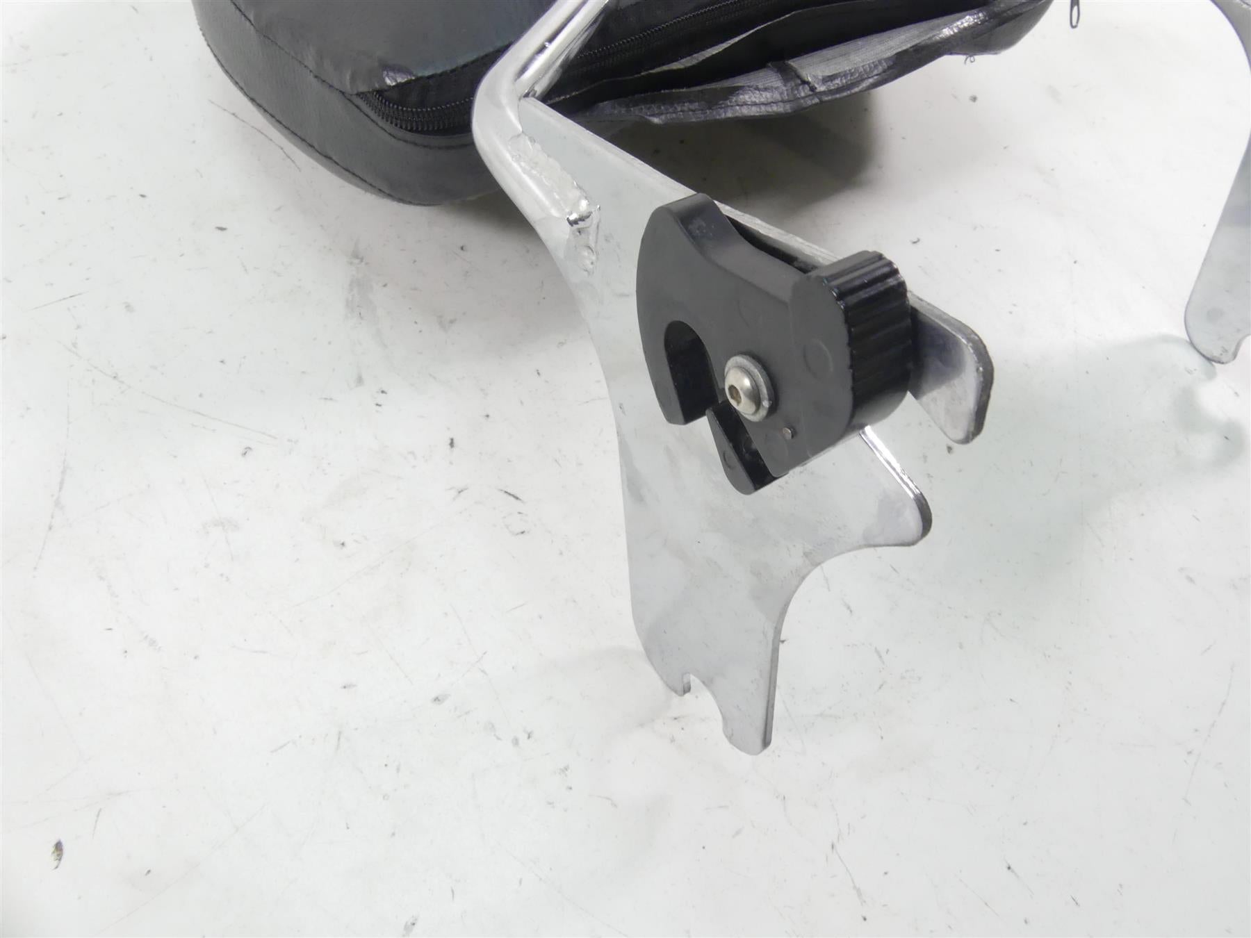 2005 Harley Touring CVO FLHTCSE Electra Glide Passenger Sissy Bar {{ shop.shopifyCountryName }} - Mototech271