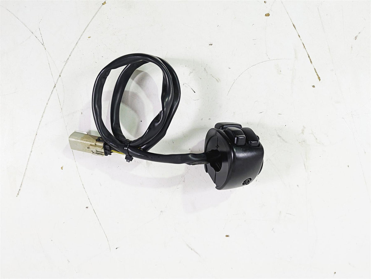 2008 Harley FLSTC 105TH Softail Heritage Left Hand Control Switch Read 71682-06A {{ shop.shopifyCountryName }} - Mototech271