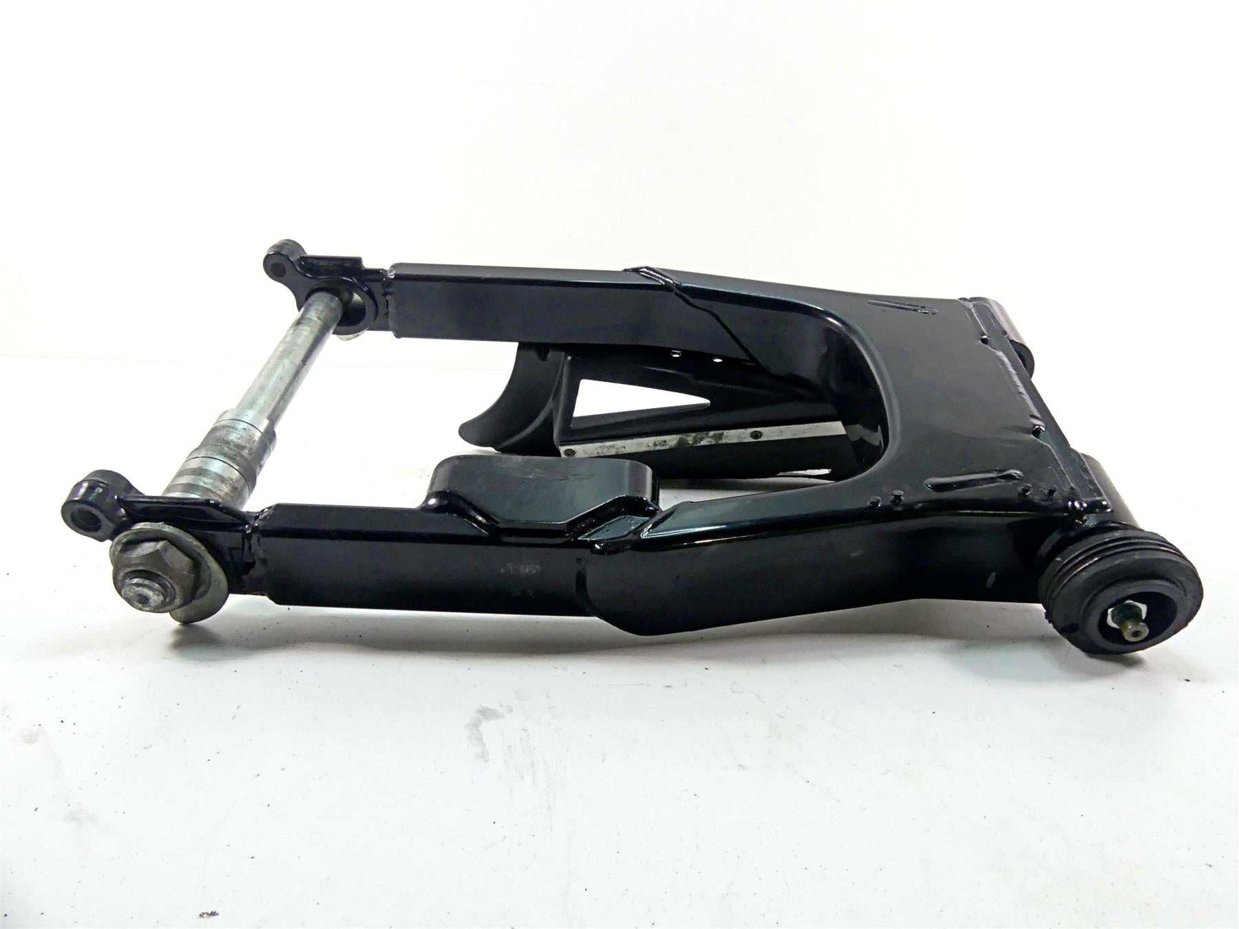 2003 Harley Touring FLHTCI E-Glide 100TH Rear Swingarm Swing Arm 47549-02A {{ shop.shopifyCountryName }} - Mototech271