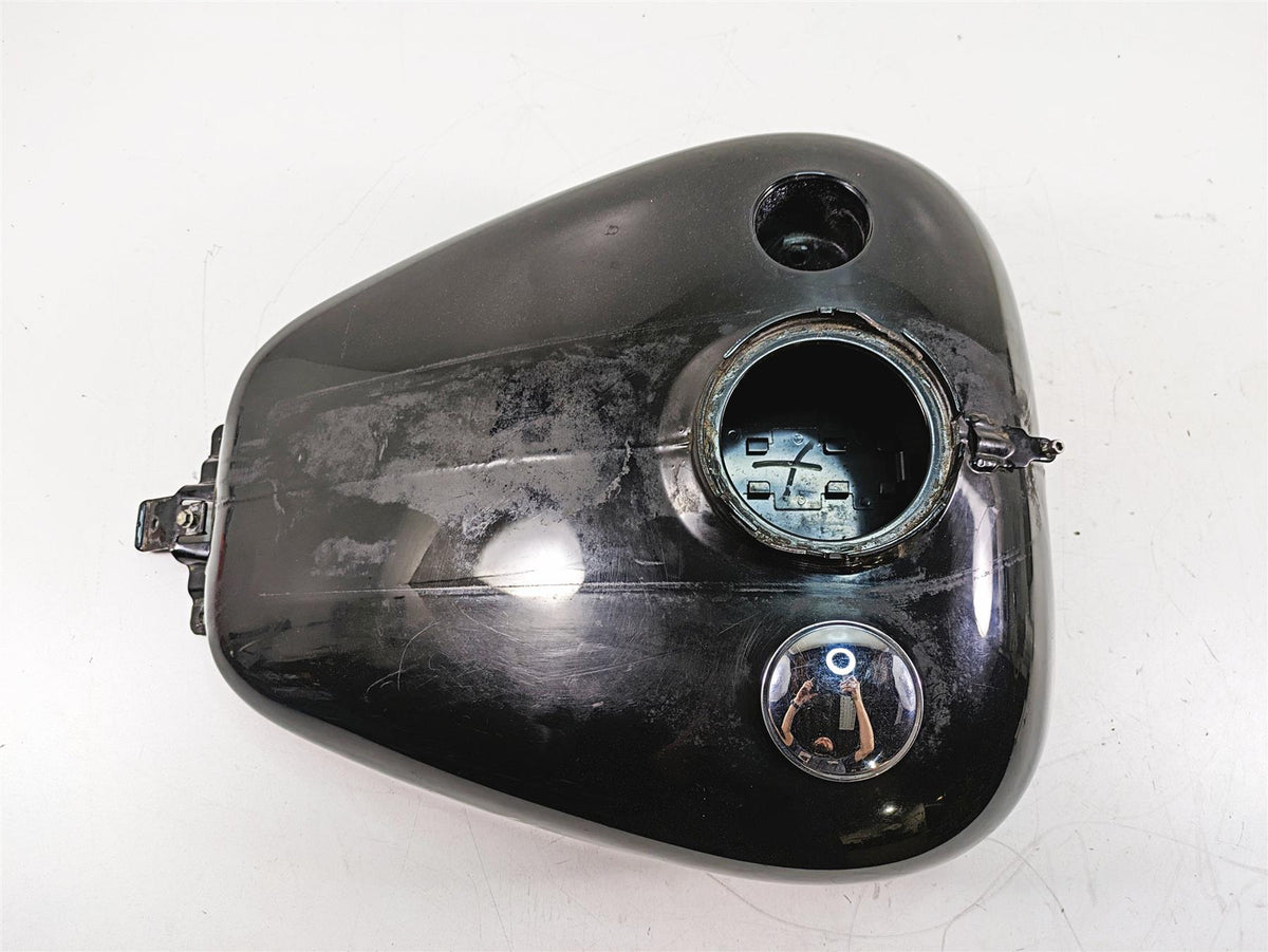 2011 Harley Touring FLHR Road King Fuel Gas Petrol Tank 61000691 61268-08 {{ shop.shopifyCountryName }} - Mototech271