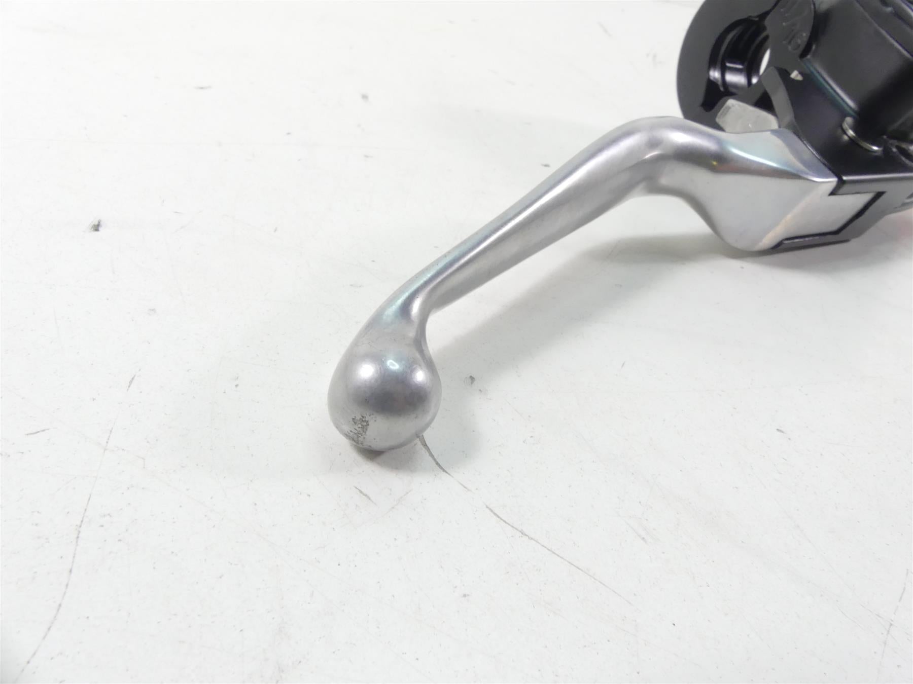 2014 Harley FXDL Dyna Low Rider Front Brake Master Cylinder 11/16 45170-08 {{ shop.shopifyCountryName }} - Mototech271