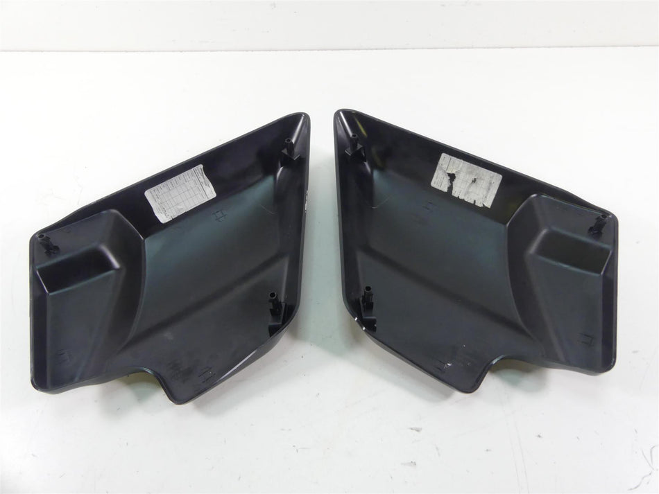 2012 Harley Touring FLHX Street Glide Black Side Cover Set 66048-09 66250-09 {{ shop.shopifyCountryName }} - Mototech271