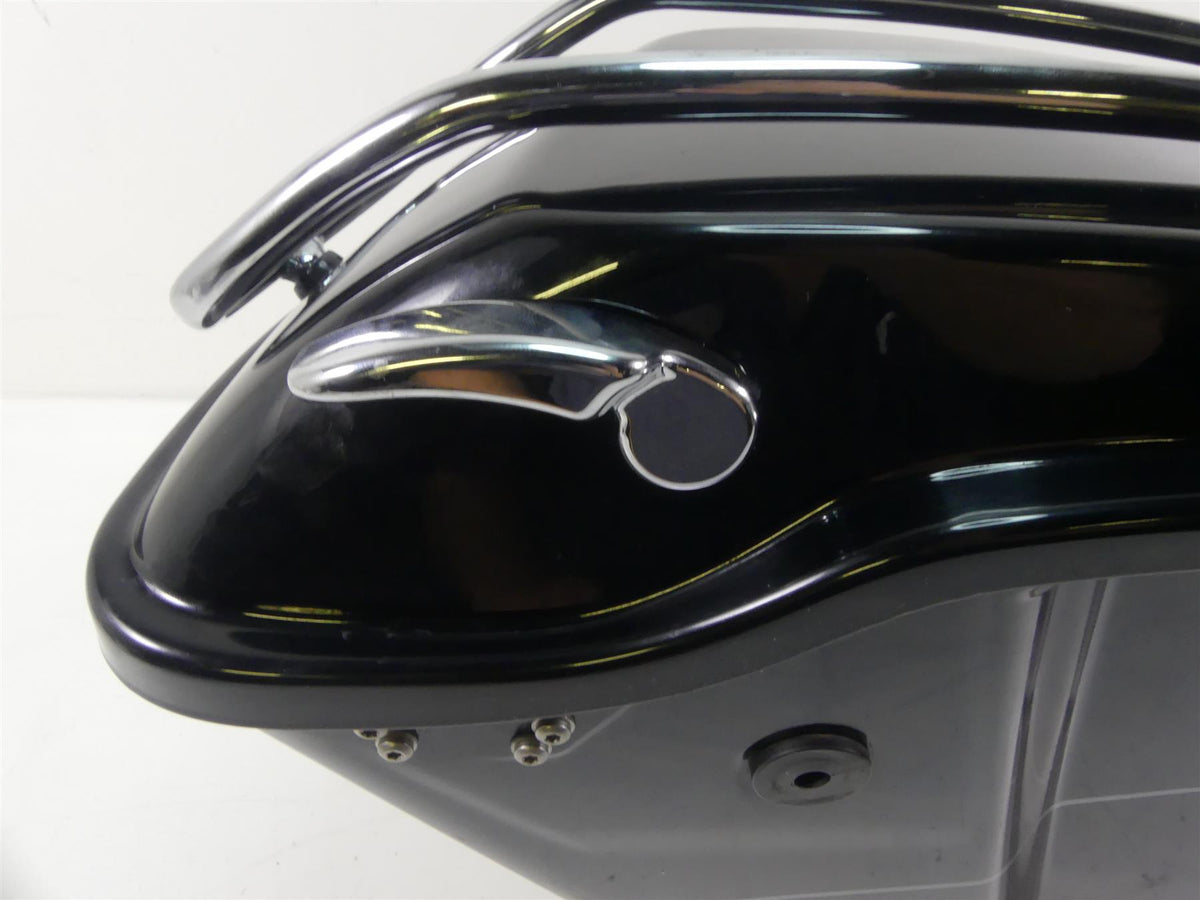 2014 Harley Touring FLHTK Electra Glide Right Saddle Bag Saddlebag 90200412 {{ shop.shopifyCountryName }} - Mototech271