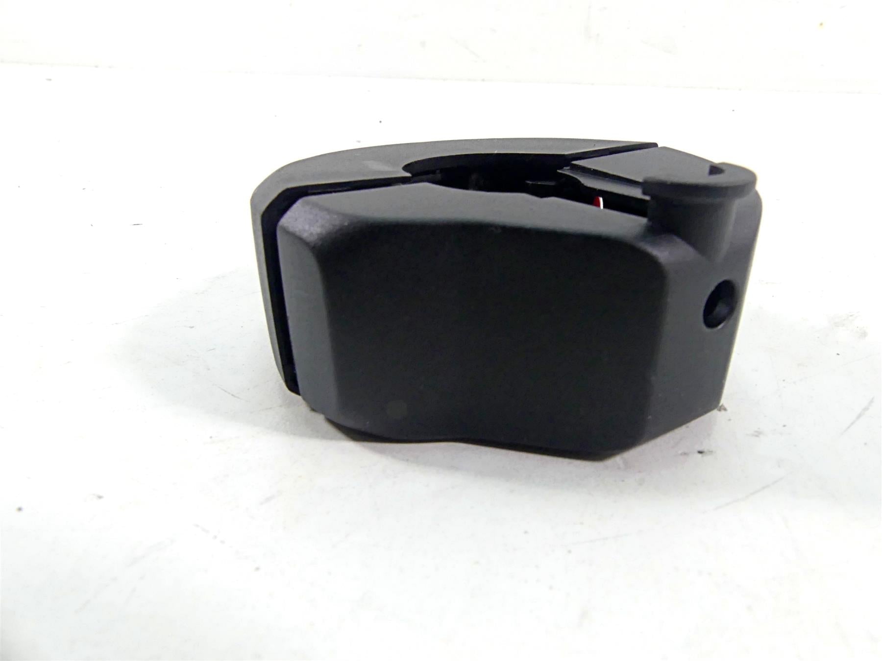 2014 BMW R1200GS K50 Right Hand Start Stop Heat Control Switch 61318546186 {{ shop.shopifyCountryName }} - Mototech271