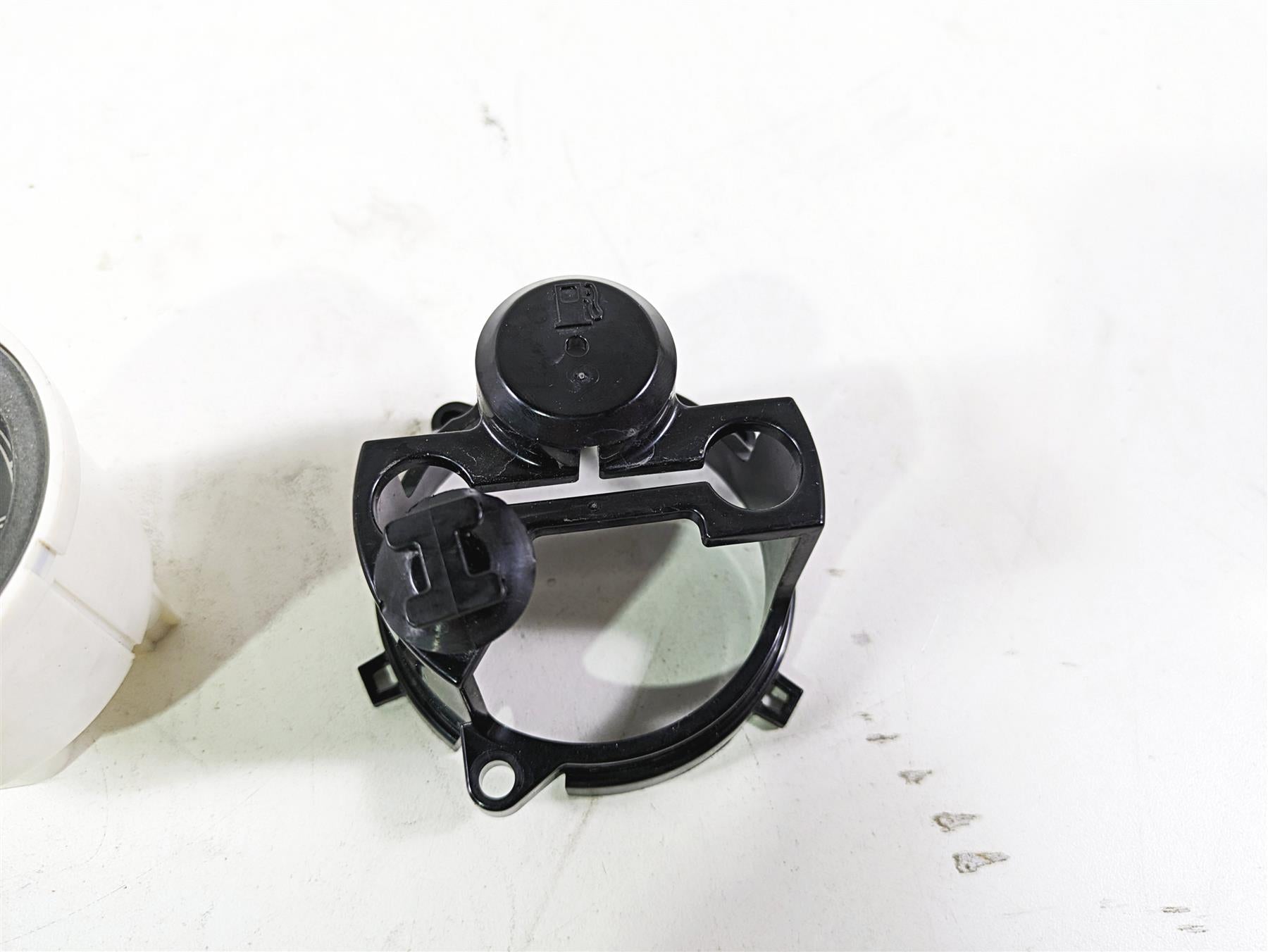 2020 Harley Touring FLHT Electra Glide Fuel Gas Petrol Level Gauge 70900162 {{ shop.shopifyCountryName }} - Mototech271