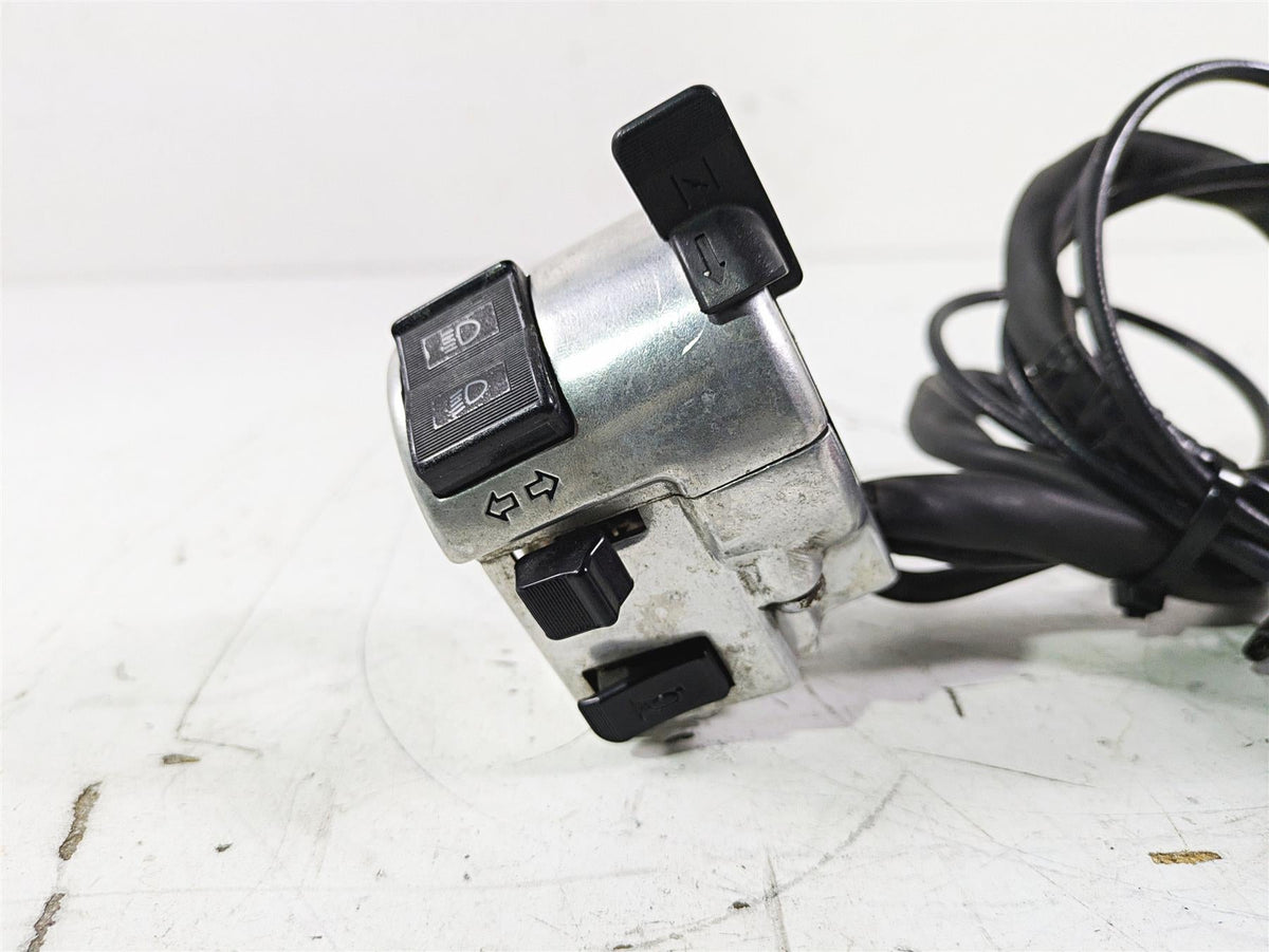 2002 Honda GL1500 CD Valkyrie Deluxe Left Hand Control Switch 35020-MZ0-670 {{ shop.shopifyCountryName }} - Mototech271