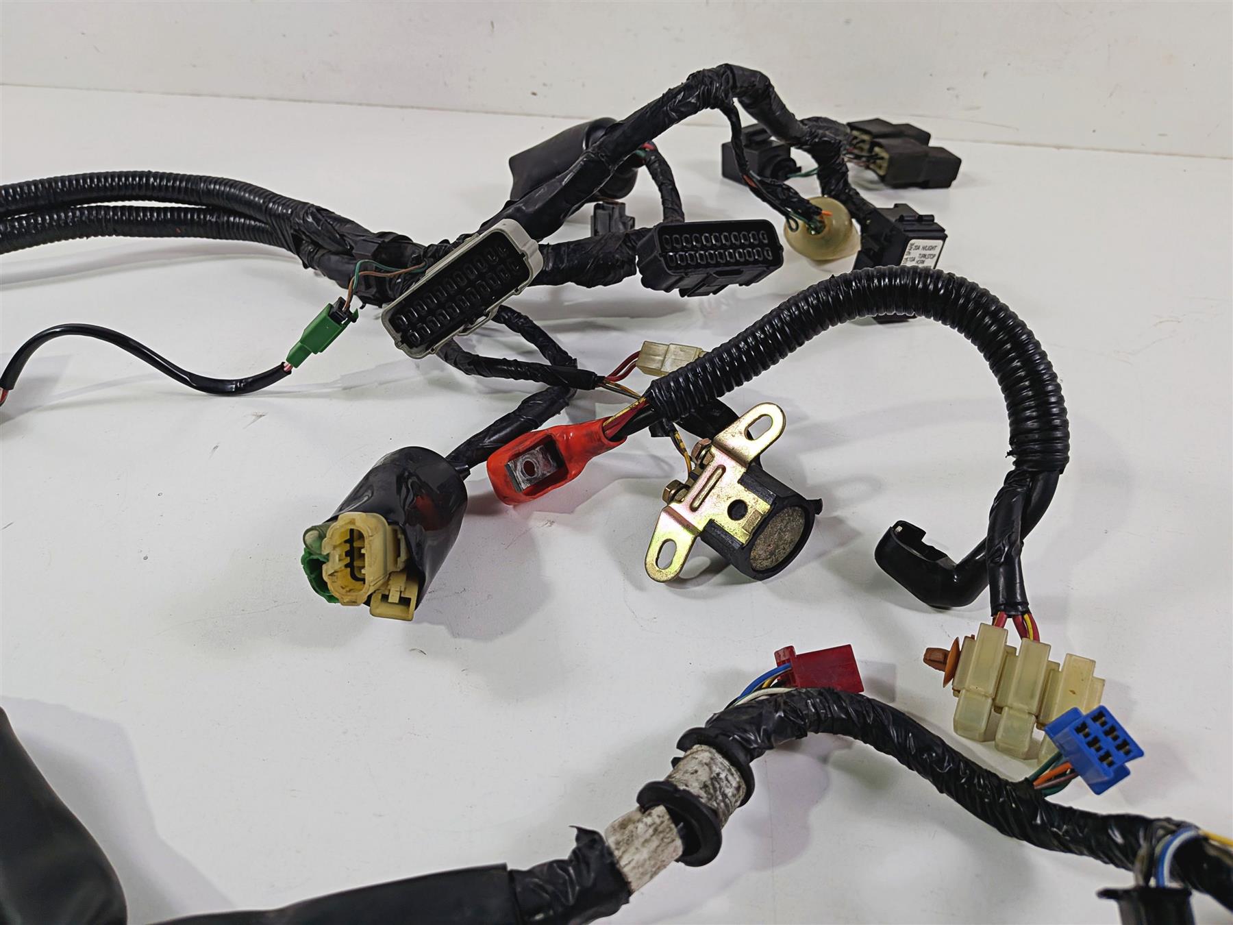 2003 Honda V-Twin VTX1800 C Main Wiring Harness Loom - No Cuts 32100-MCH-830 {{ shop.shopifyCountryName }} - Mototech271
