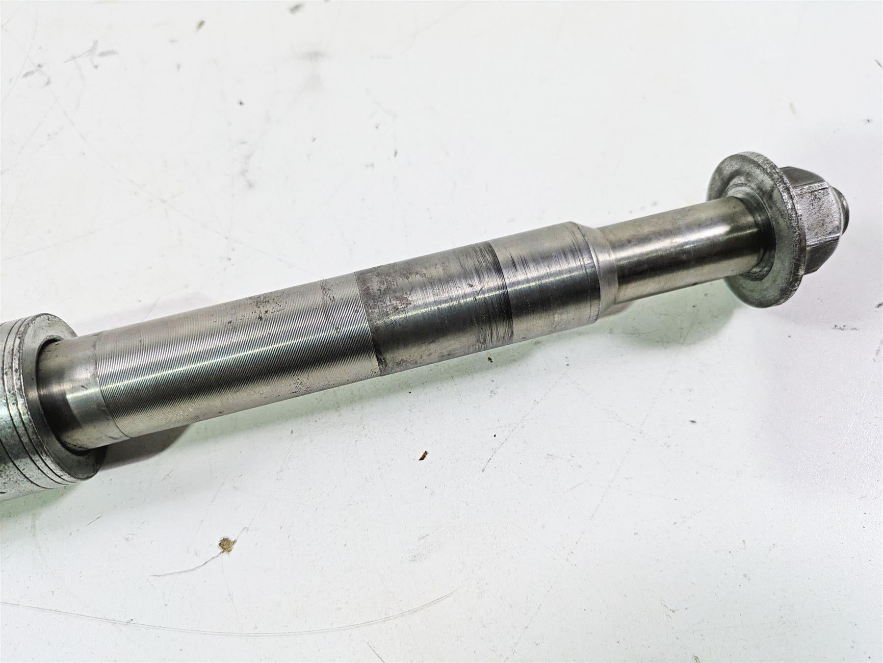 2013 Harley VRSCF Muscle Rod Straight Front Axle Wheel Spindle 41628-08 {{ shop.shopifyCountryName }} - Mototech271