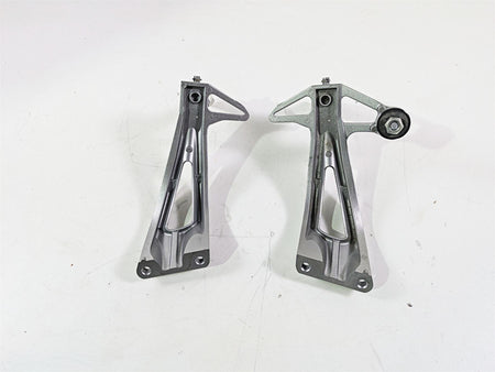 2009 Yamaha FZ1 FZS10 Fazer Rear Passenger Footpeg Set 2D1-2741L-00-00 {{ shop.shopifyCountryName }} - Mototech271