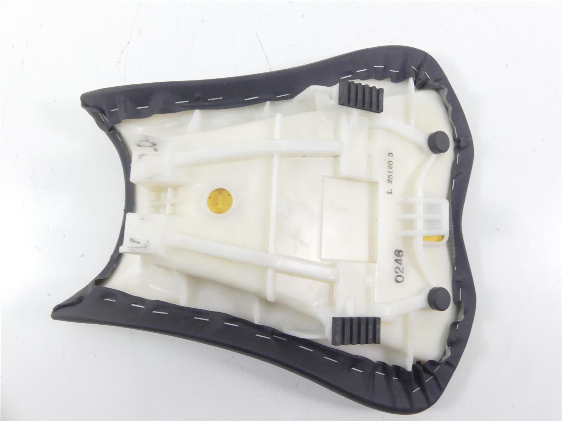 2013 Kawasaki ZX636 ZX6R Ninja Front Rider Driver Seat Saddle 53066-0246-MA {{ shop.shopifyCountryName }} - Mototech271