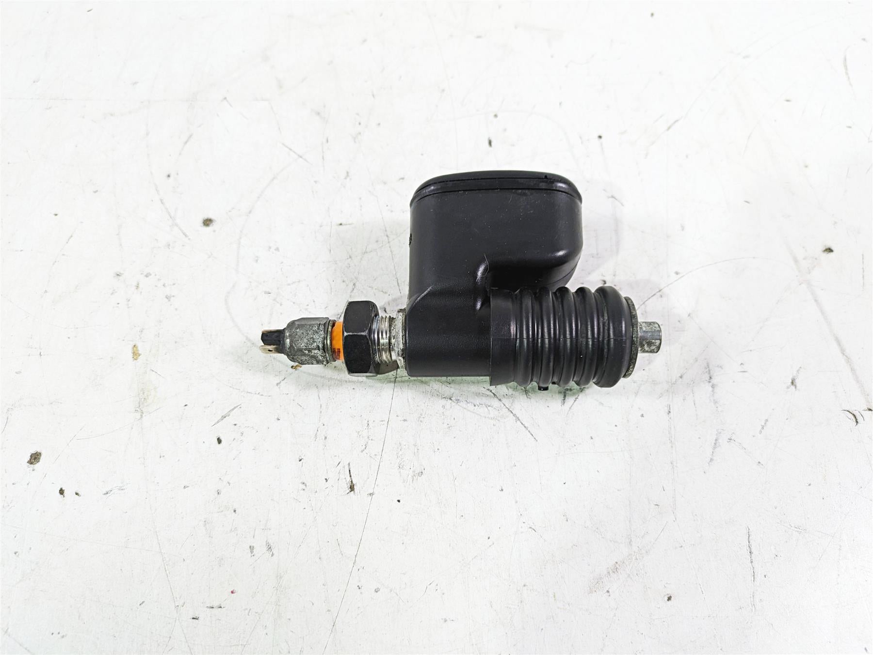 2013 Harley FXDWG Dyna Wide Glide Rear Brake Master Cylinder 42474-06C {{ shop.shopifyCountryName }} - Mototech271