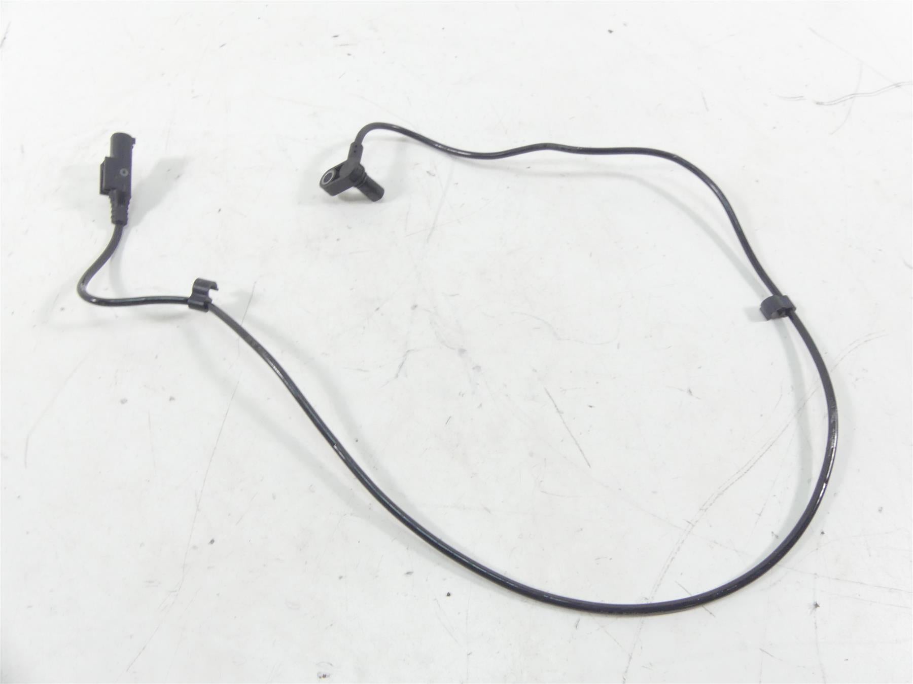 2017 BMW R1200RT K52 Rear Abs Brake Wheel Speed Sensor 34528551611 {{ shop.shopifyCountryName }} - Mototech271