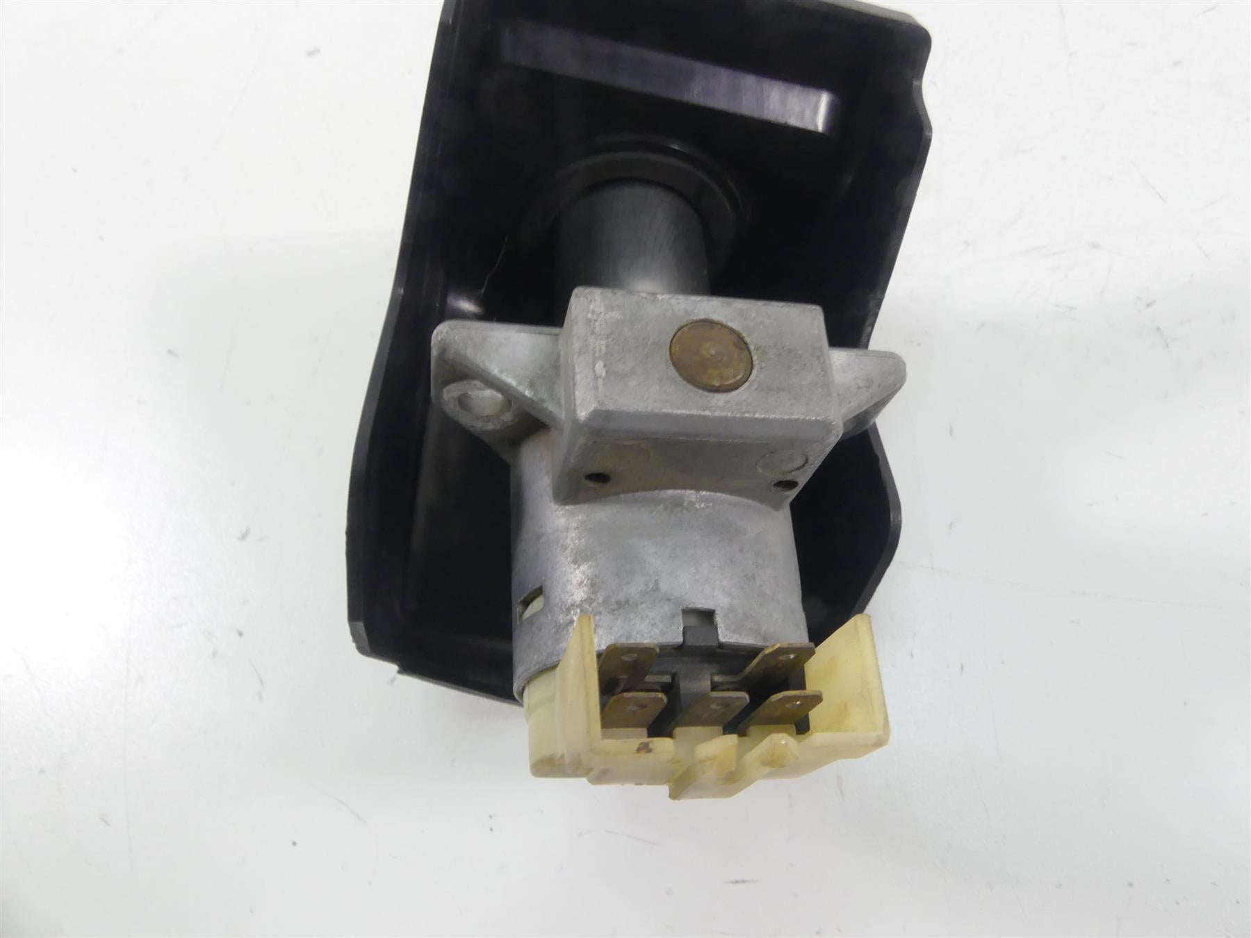 1977 Honda CB750 A Four Hondamatic Ignition Switch Key Lock Set 35010-393-772 {{ shop.shopifyCountryName }} - Mototech271