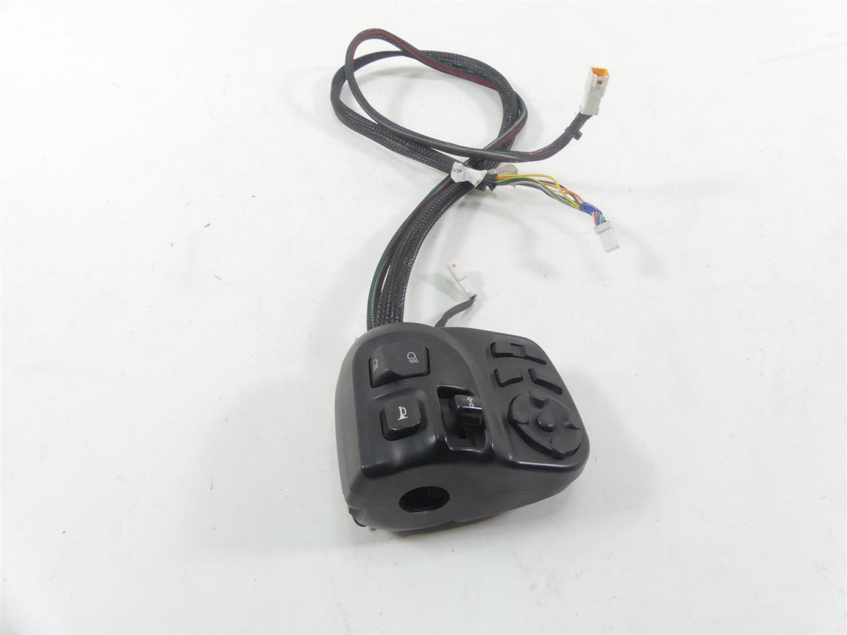 2016 Indian Chieftain Dark Horse Left Blinker Audio Control Switch 4015197-067 {{ shop.shopifyCountryName }} - Mototech271