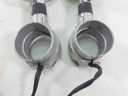 2005 Honda V-Twin VTX1800 S3 Front Blinker Turn Signal & Clamp Set 33450-MCV-N11 {{ shop.shopifyCountryName }} - Mototech271