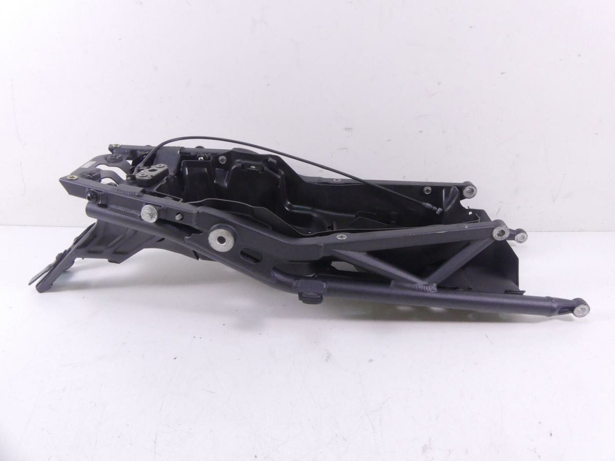 2009 Triumph Street Triple 675R Subframe Sub Frame + Inner Fender - Read T207061 {{ shop.shopifyCountryName }} - Mototech271