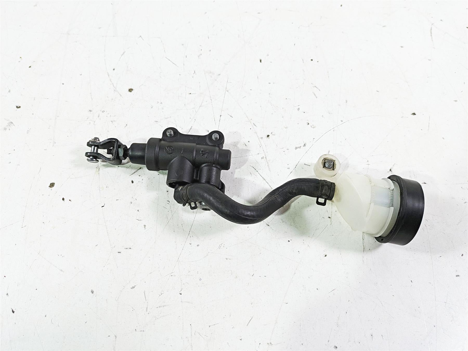 2014 BMW R1200 RT RTW K52 Nissin Rear Brake Master Cylinder 1/2" 34318522398 {{ shop.shopifyCountryName }} - Mototech271