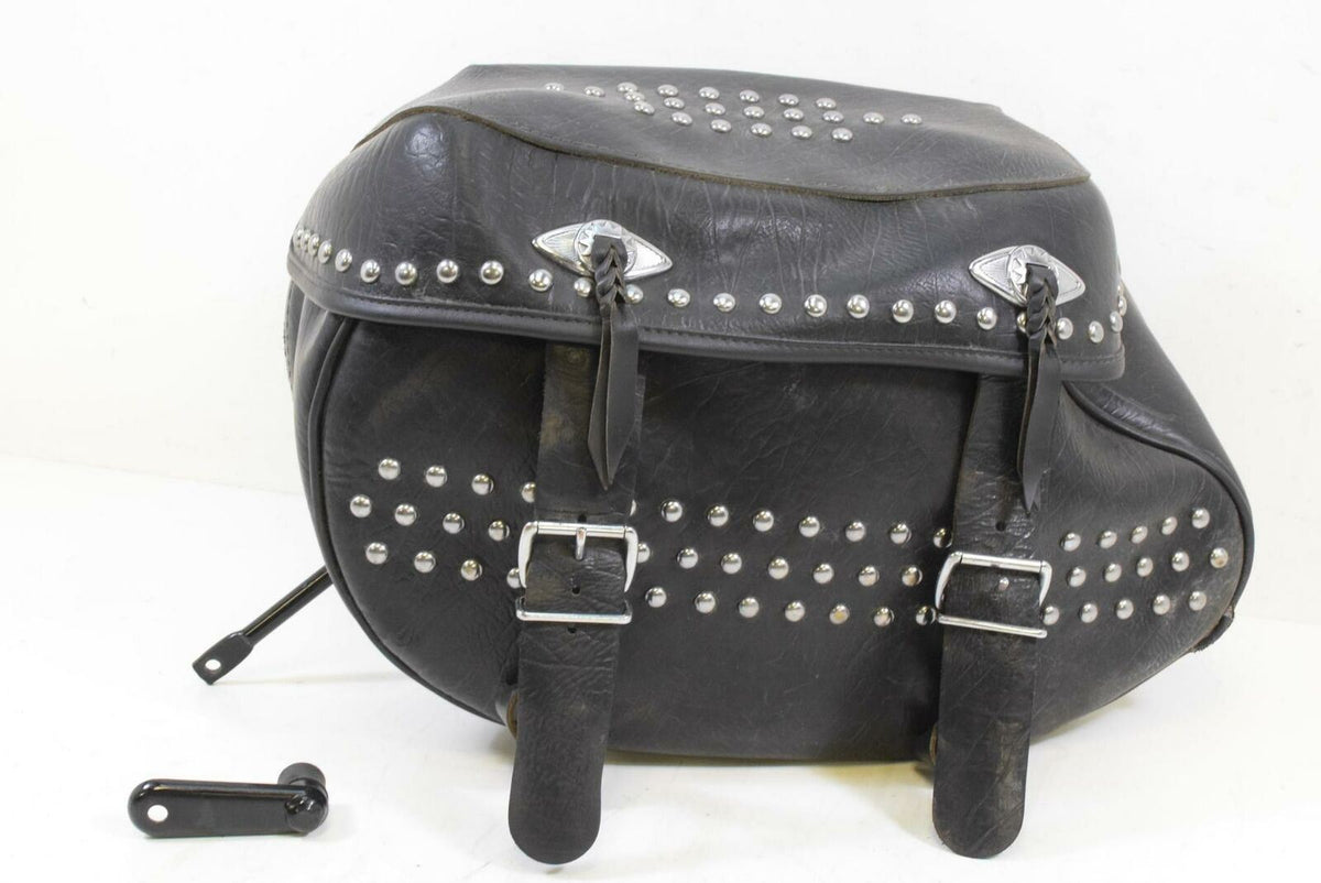 2011 Harley Softail FLSTC Heritage Classic Left Saddlebag & Mount 90476-09 {{ shop.shopifyCountryName }} - Mototech271