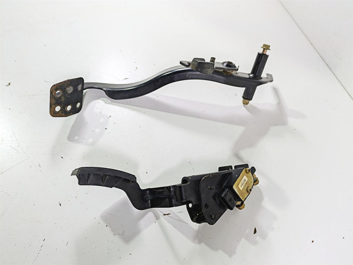 2022 Can-Am Defender XMR HD10 Foot Brake Accelerate Pedal Set 707001599 {{ shop.shopifyCountryName }} - Mototech271