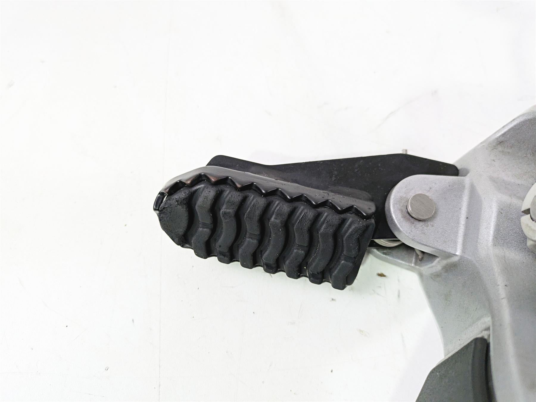 2013 Triumph Tiger 1215 Explorer Left Front Footpeg & Shift Lever T2081079 {{ shop.shopifyCountryName }} - Mototech271