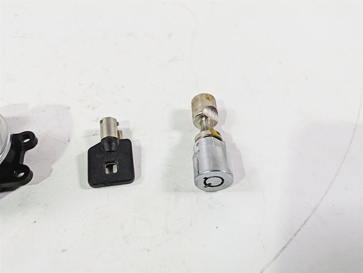 2017 Harley Softail Heritage Classic FLSTC Ignition Switch Key Lock Set 71400076 {{ shop.shopifyCountryName }} - Mototech271