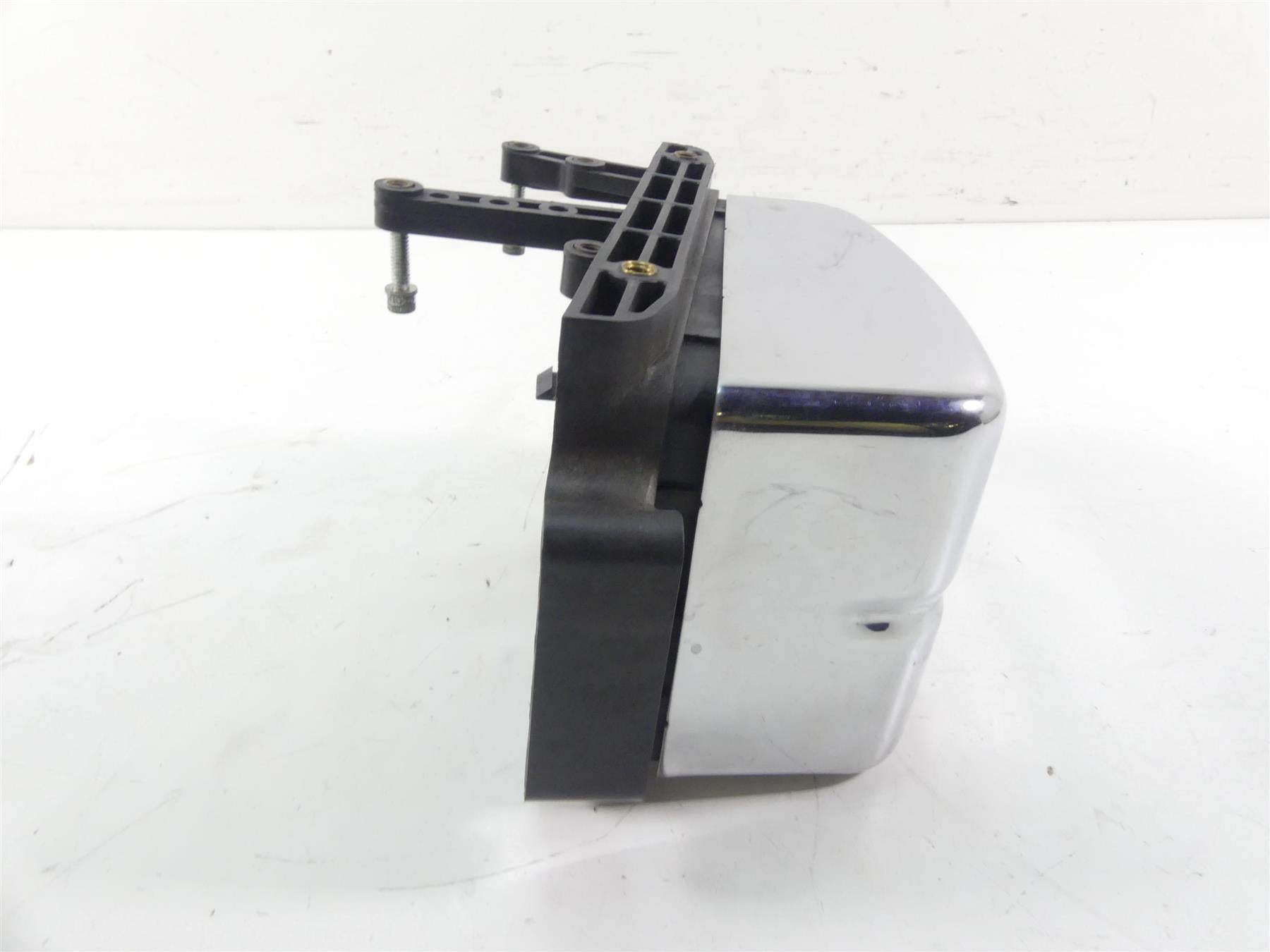 2009 Harley FXDL Dyna Low Rider Electric Holder Tray & Chrome Cover 70367-04B {{ shop.shopifyCountryName }} - Mototech271
