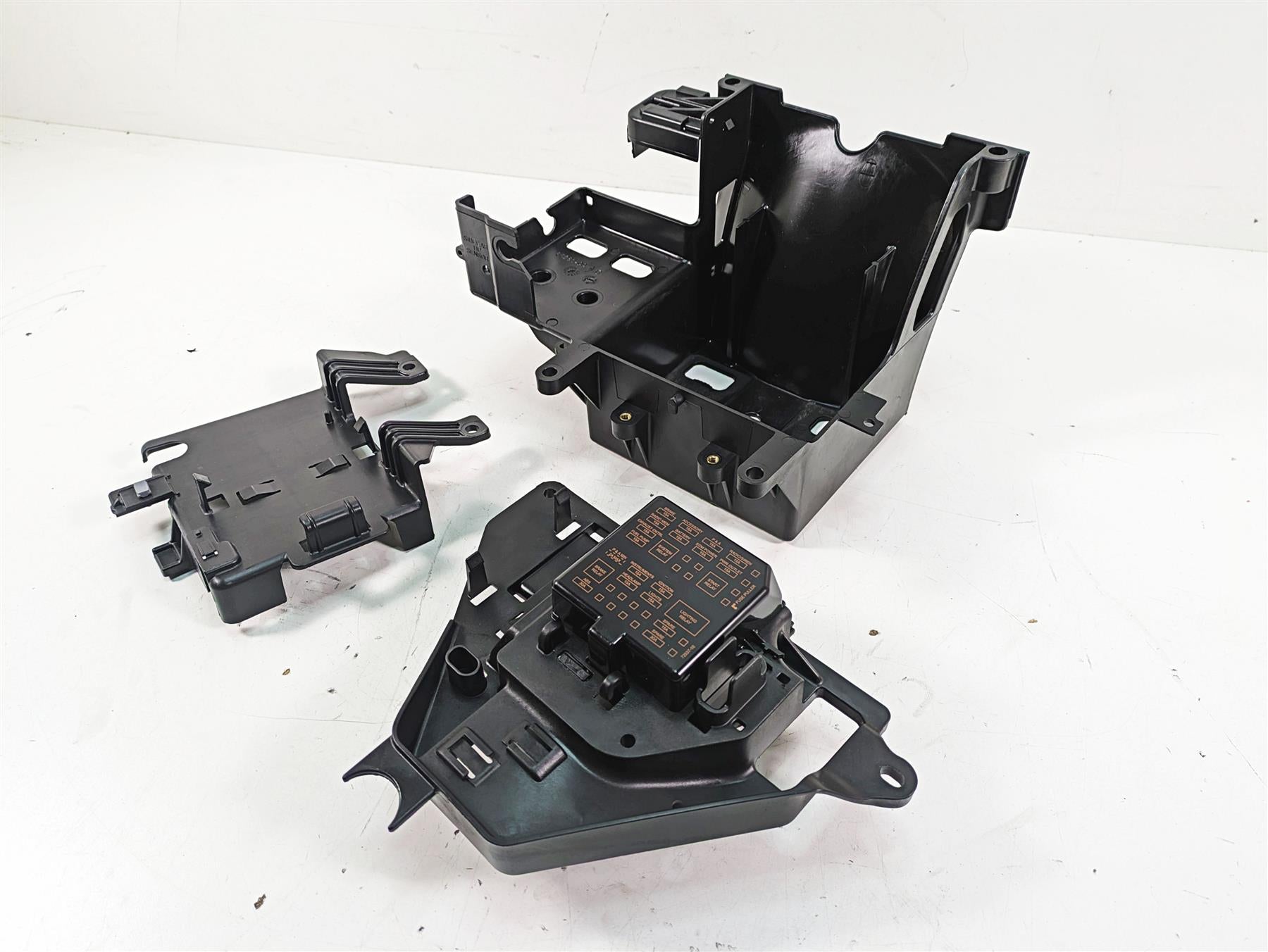 2013 Harley Touring FLHX Street Glide Electrical Battery Holder Set 66281-09B {{ shop.shopifyCountryName }} - Mototech271