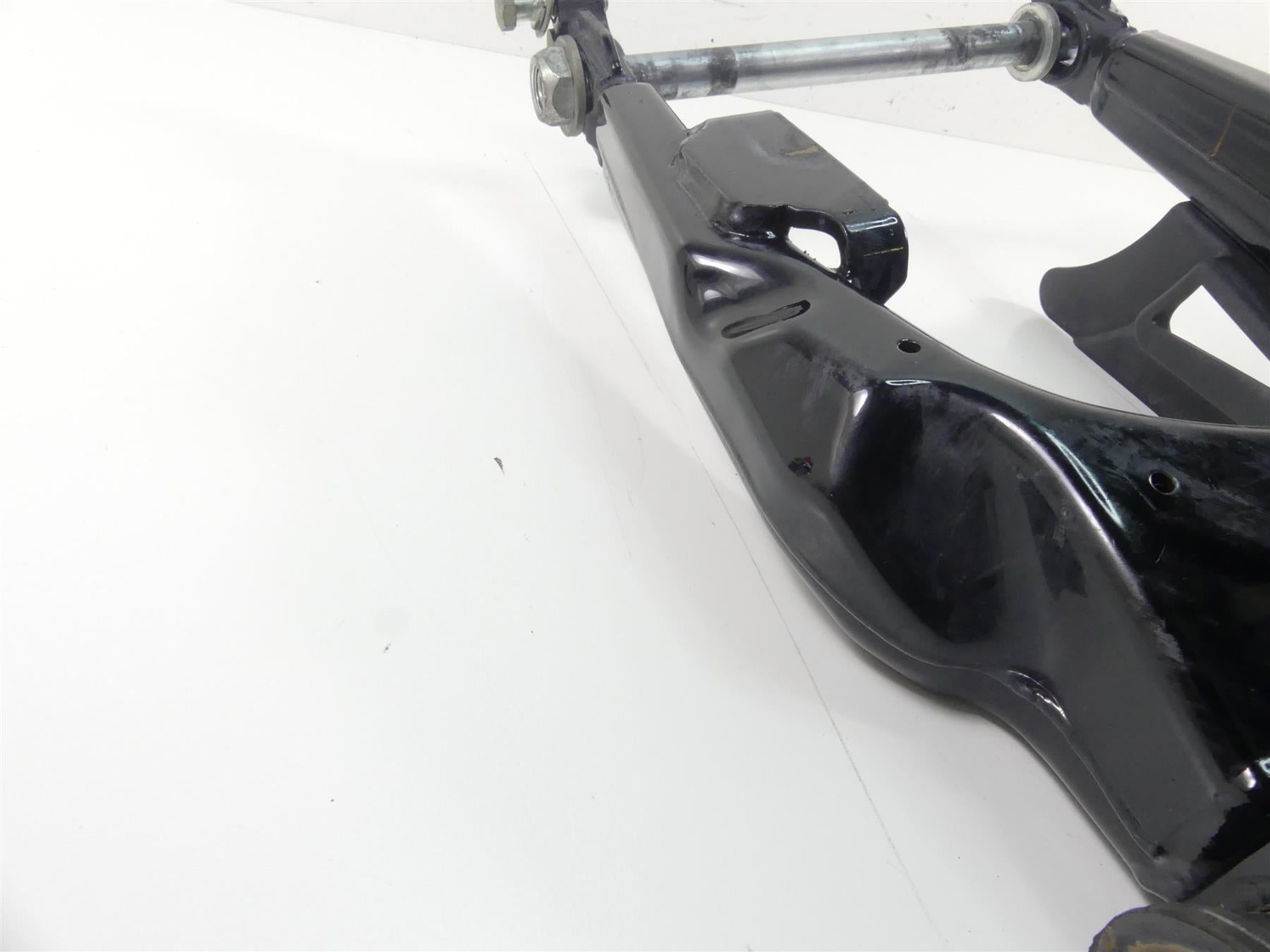 2014 Harley Touring FLHTK Electra Glide Rear Swingarm + Axle Set 47549-09A {{ shop.shopifyCountryName }} - Mototech271