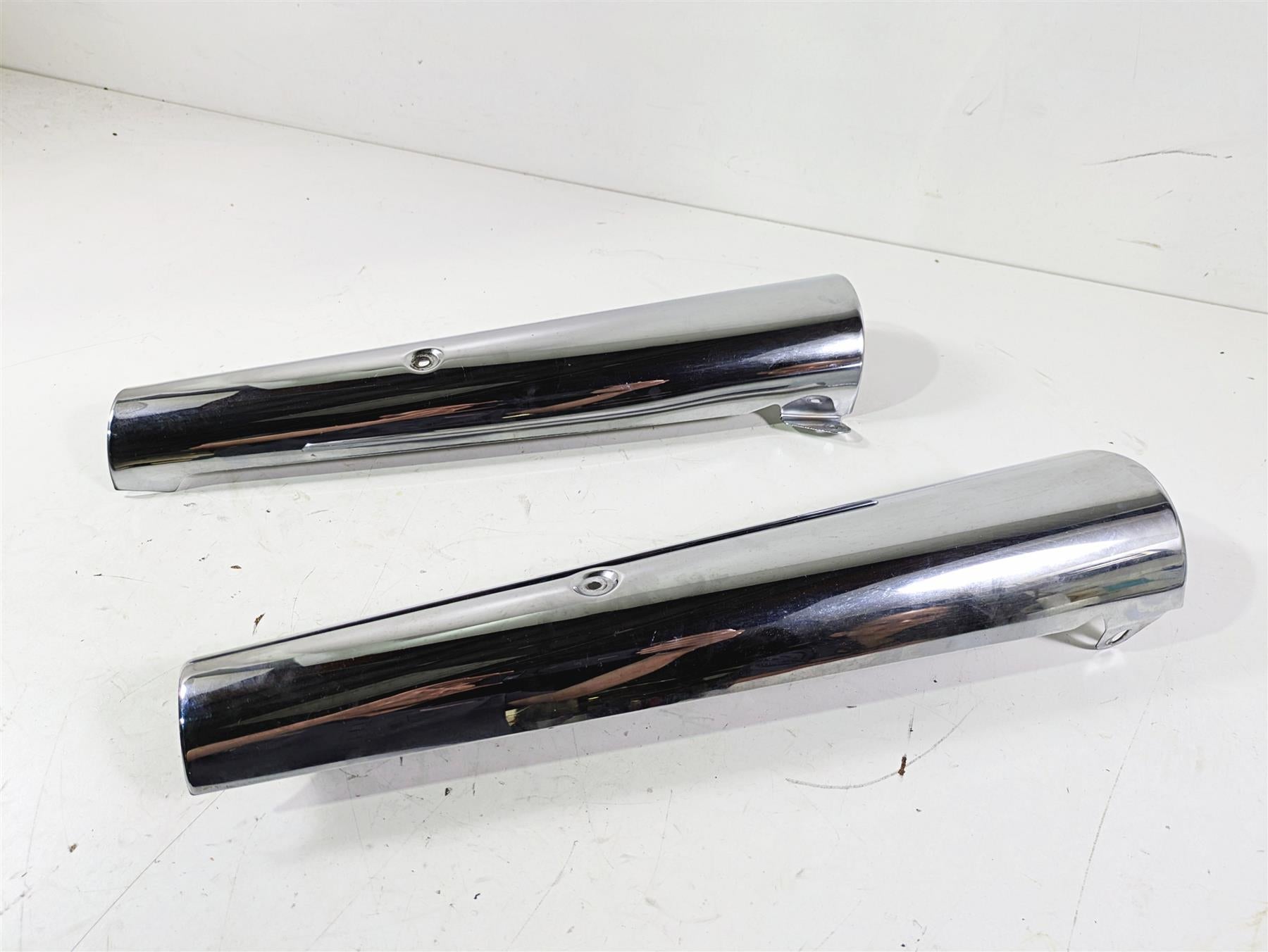 2014 Moto Guzzi California 1400 Touring Exhaust Heat Shield Cover Set B063595 B063596 {{ shop.shopifyCountryName }} - Mototech271