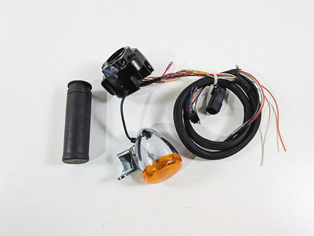 2011 Harley FXDF Dyna Fat Bob Right Control Switch & Turn Signal 71684-06A {{ shop.shopifyCountryName }} - Mototech271