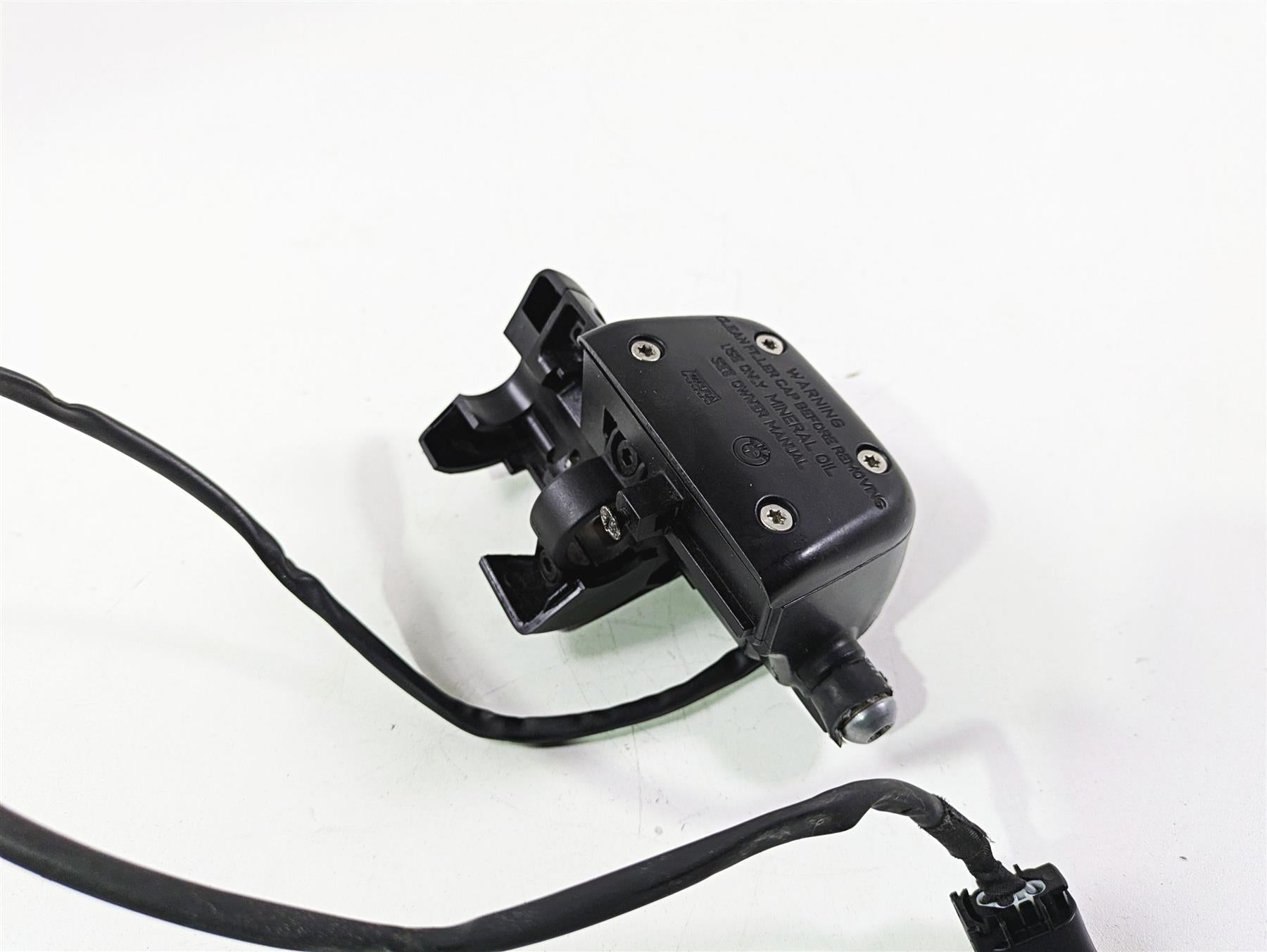 2009 BMW R1200RT K26 Magura Clutch Master Cylinder 32728532546 {{ shop.shopifyCountryName }} - Mototech271