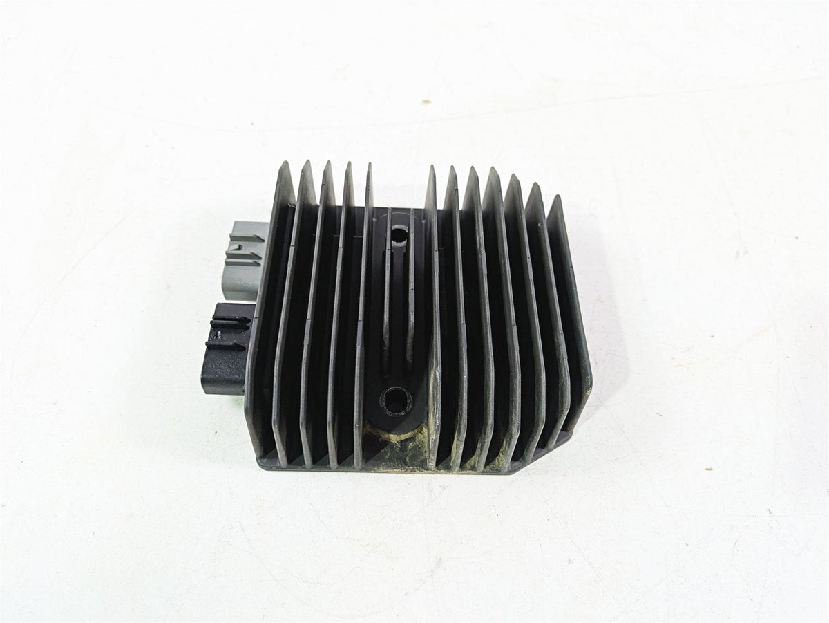 2023 Honda Talon SXS1000 S2R Rectifier Voltage Regulator - Read 31600-HL6-A01 {{ shop.shopifyCountryName }} - Mototech271