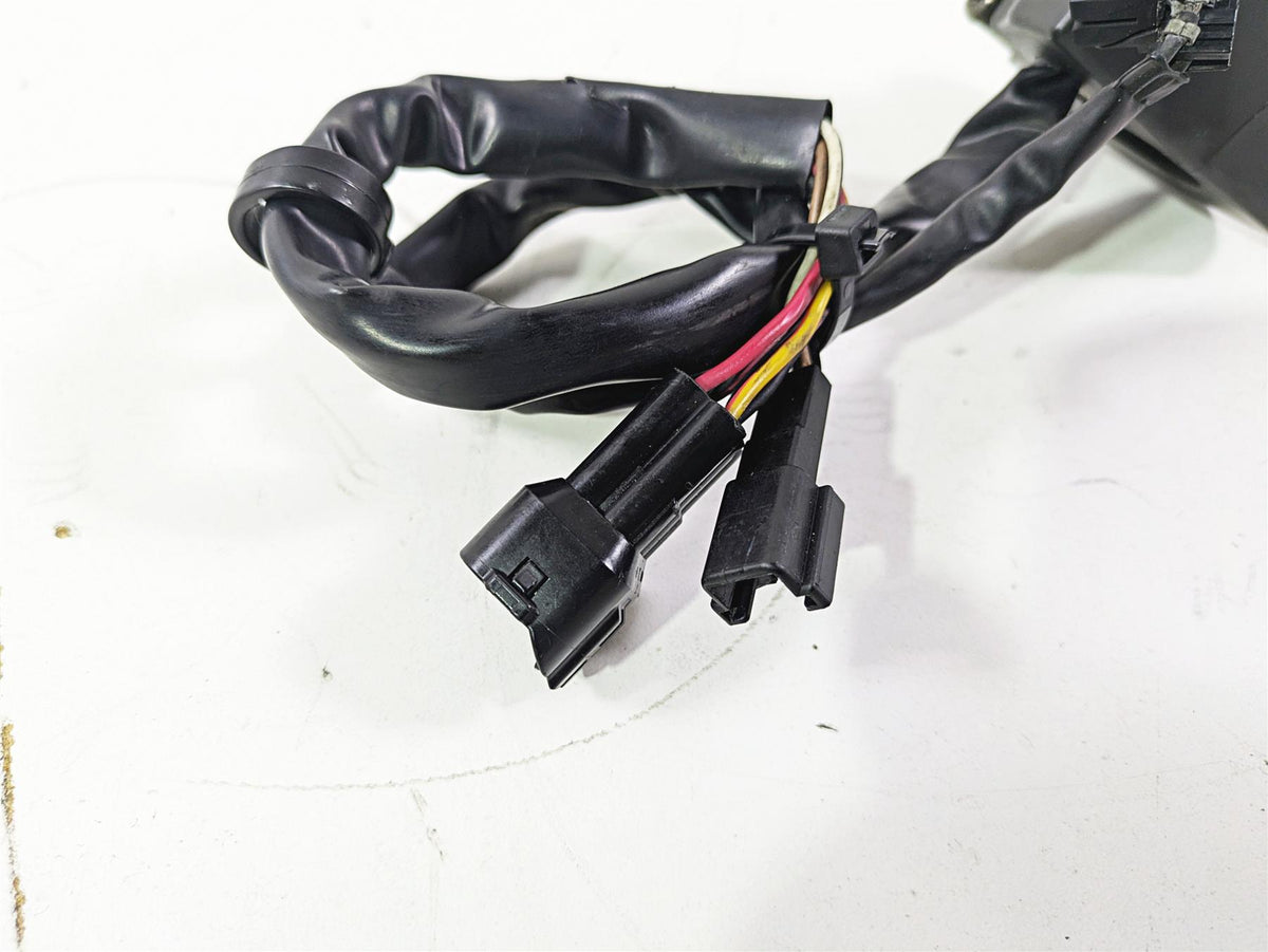 2005 Kawasaki ZX1000 ZX10R Ninja Right Start Stop Control Switch 46091-0114 {{ shop.shopifyCountryName }} - Mototech271