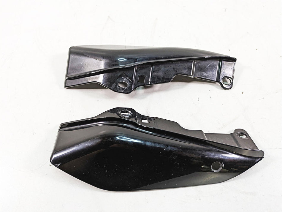 2011 Harley Touring FLTRU Road Glide Mid Frame Air Deflector Set -Read 58167-09 {{ shop.shopifyCountryName }} - Mototech271